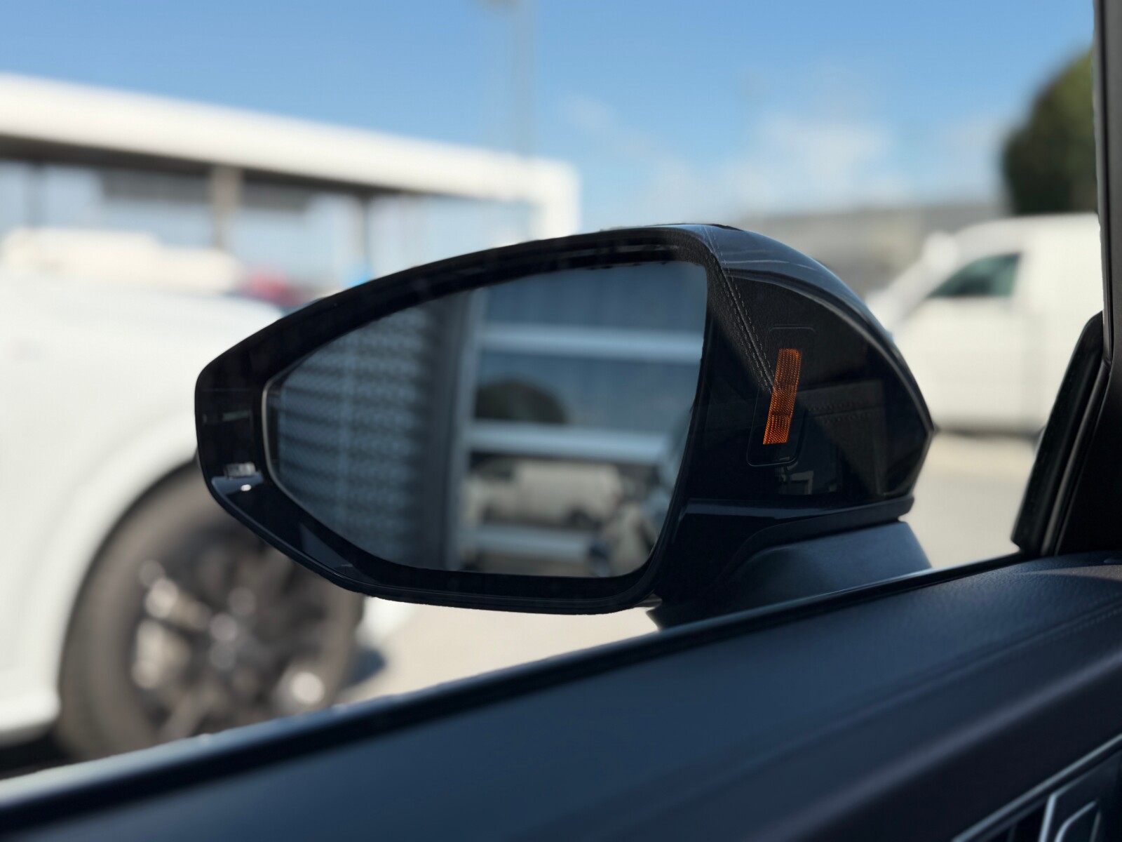 Audi A6 Avant - zdjęcie 39