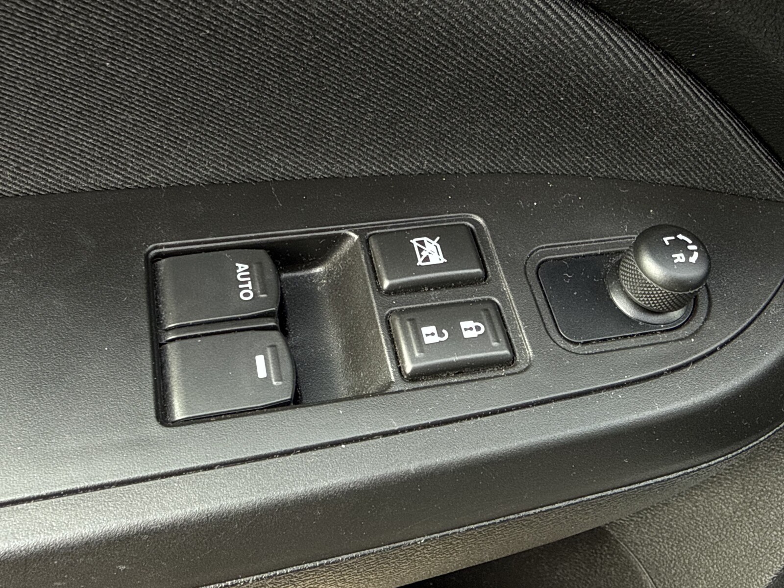 Suzuki Vitara - zdjęcie 22