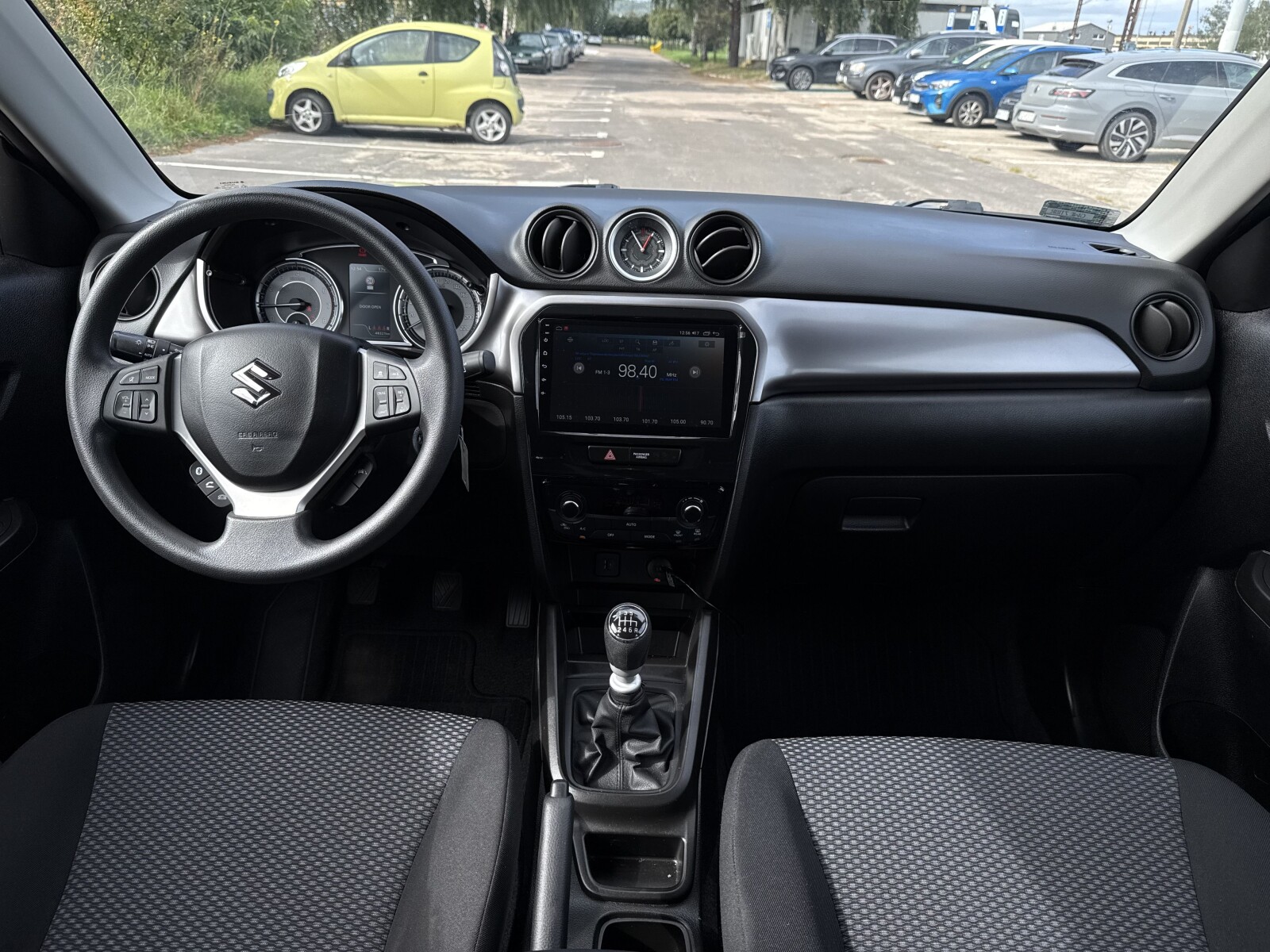 Suzuki Vitara - zdjęcie 9