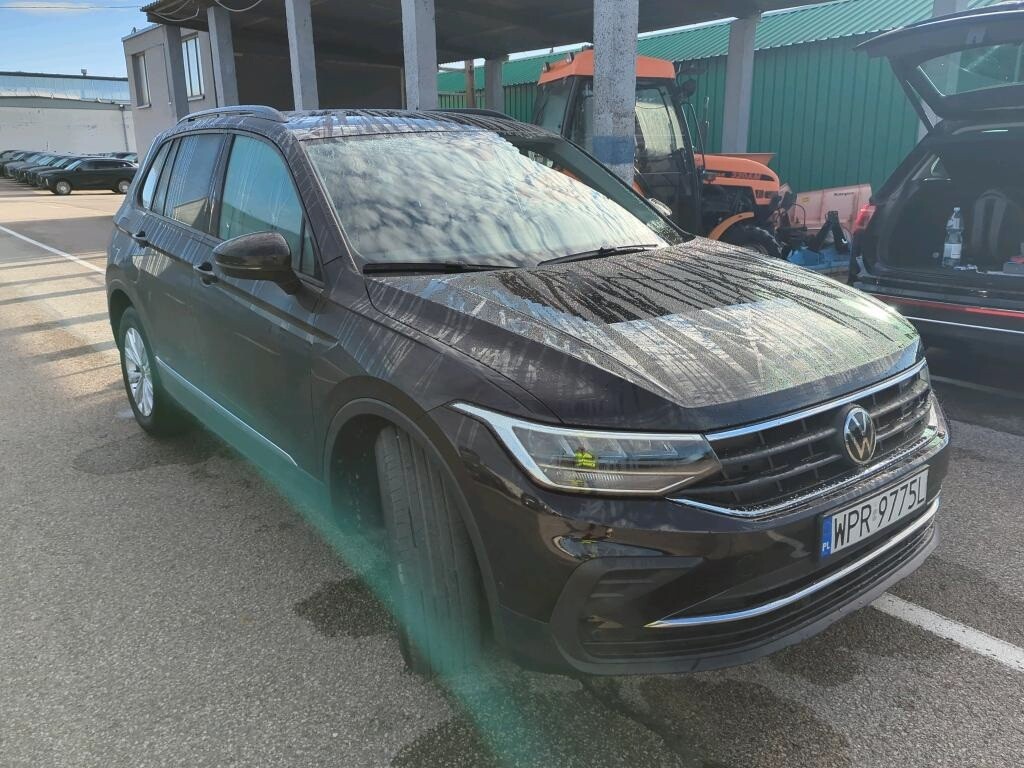 Volkswagen Tiguan - zdjęcie 4