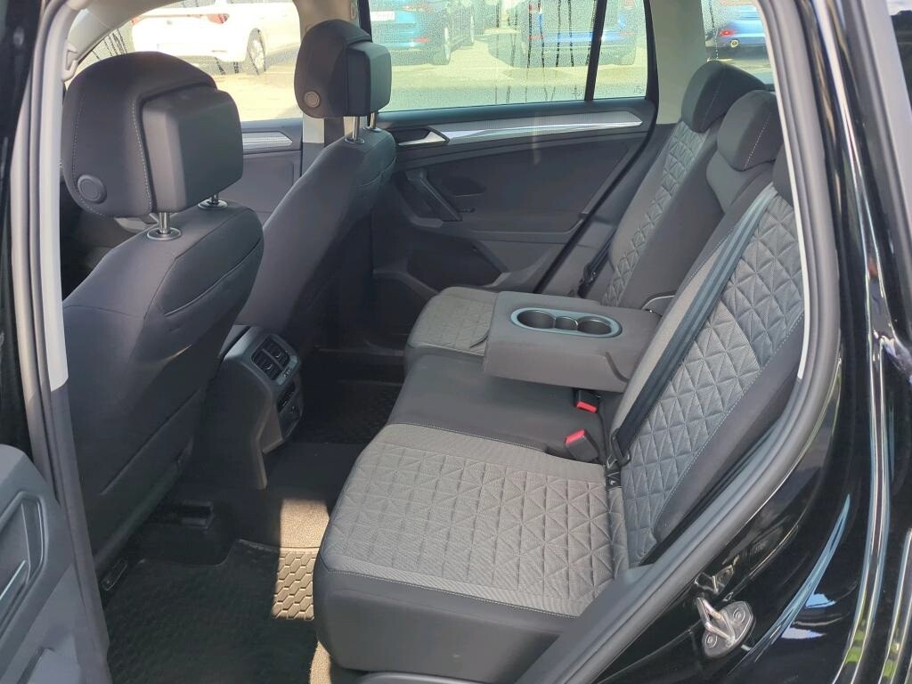 Volkswagen Tiguan - zdjęcie 6