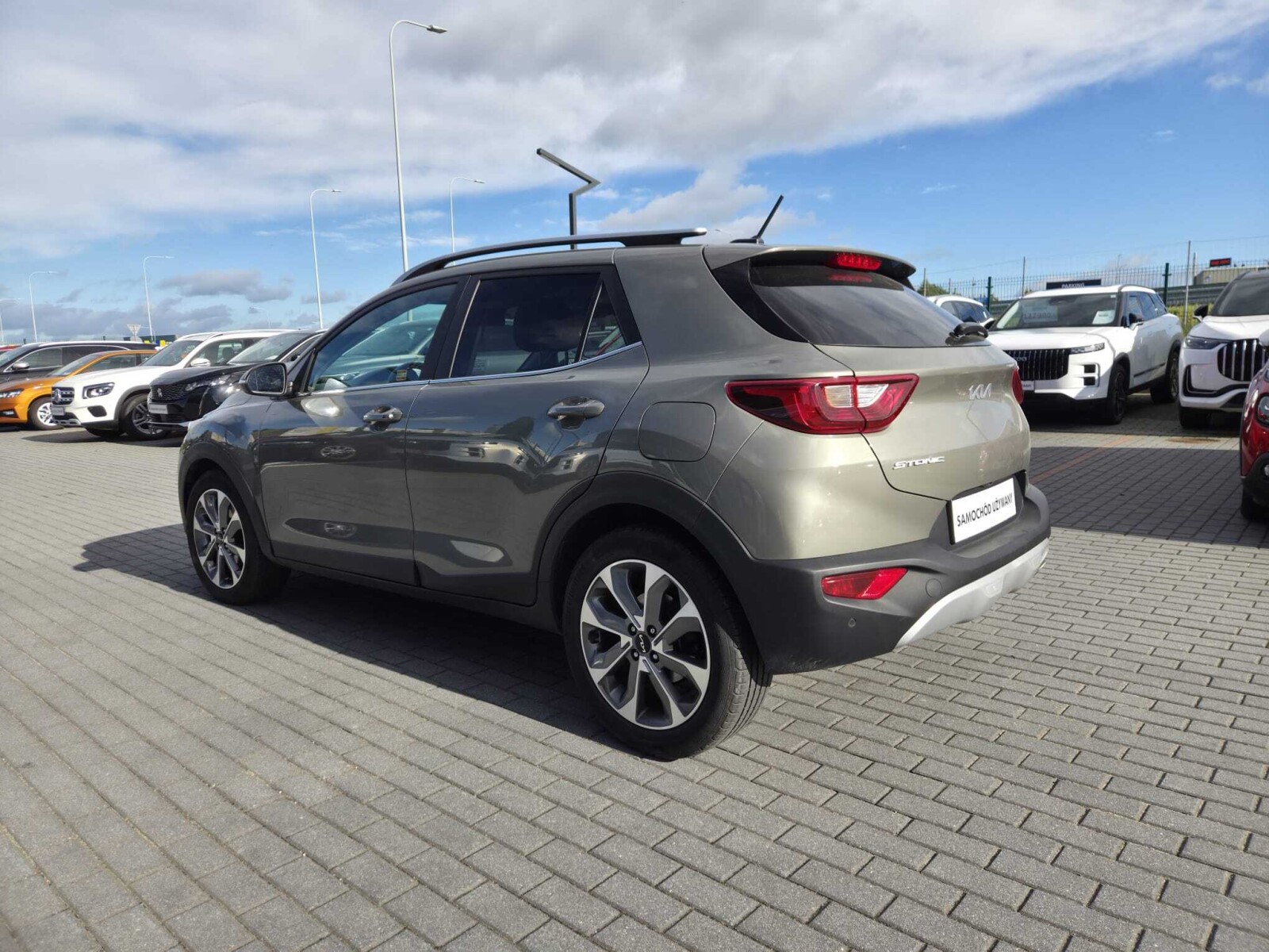 Kia Stonic - zdjęcie 4