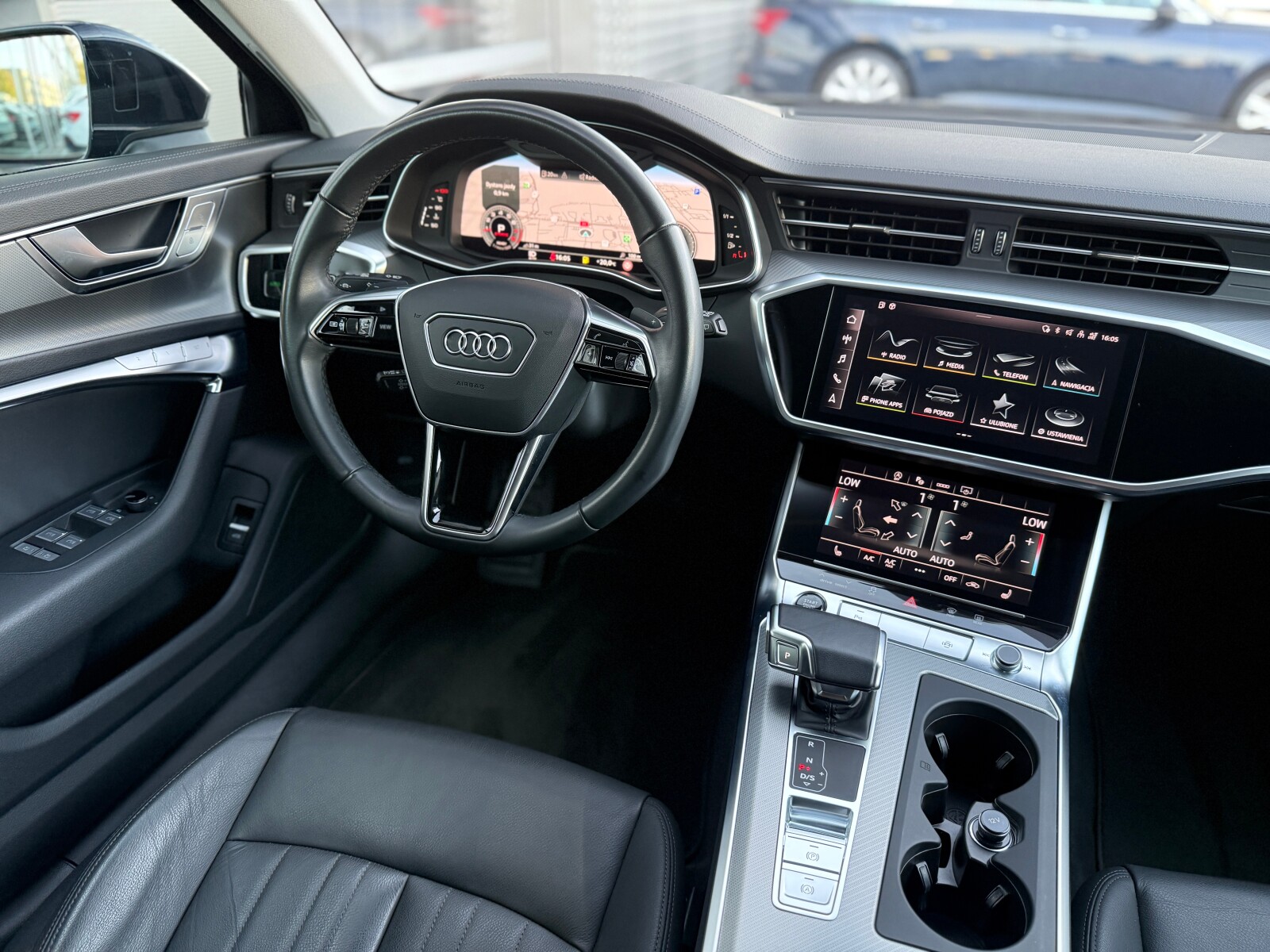 Audi A6 Avant - zdjęcie 16