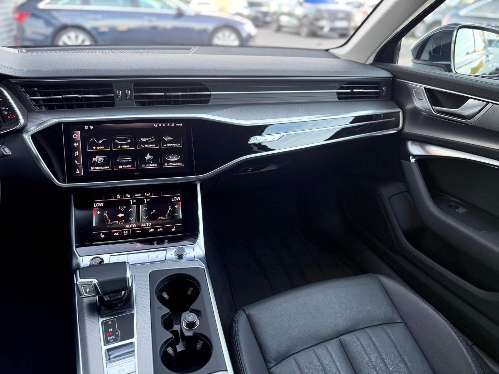 Audi A6 Avant - zdjęcie 17
