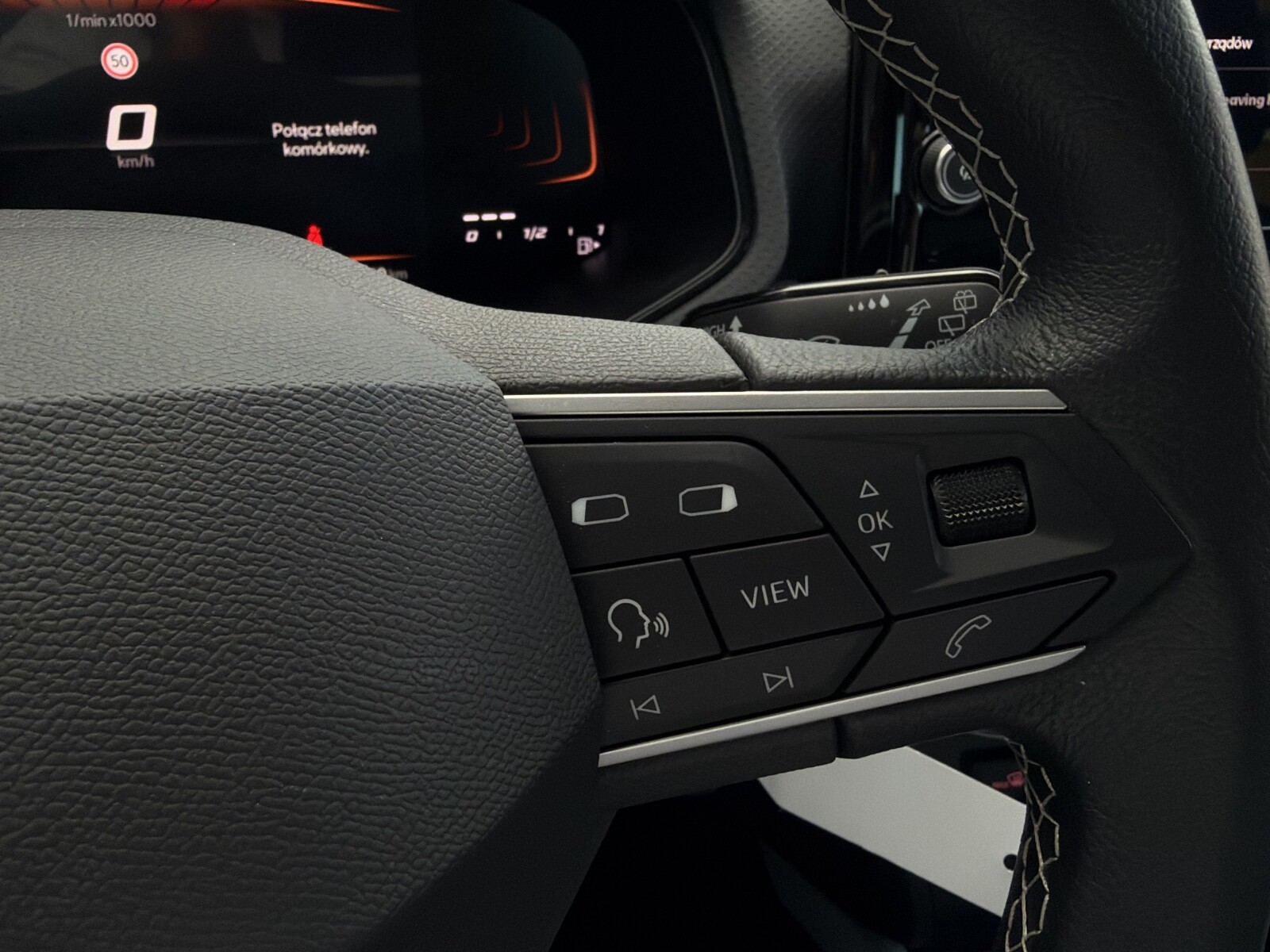 Seat Arona - zdjęcie 14
