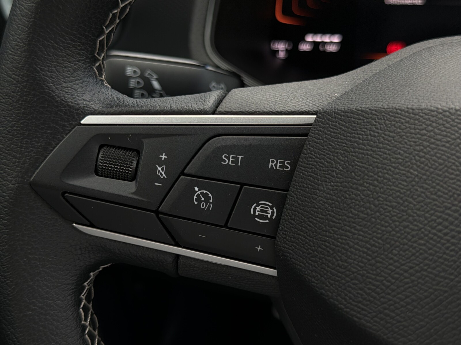 Seat Arona - zdjęcie 13