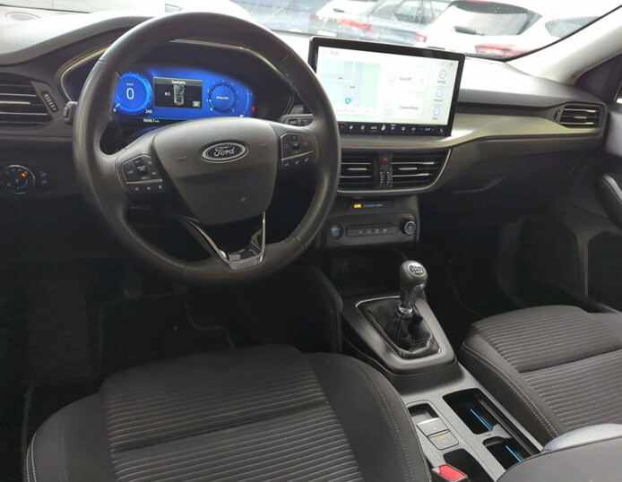Ford Focus - zdjęcie 5
