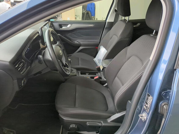 Ford Focus - zdjęcie 3