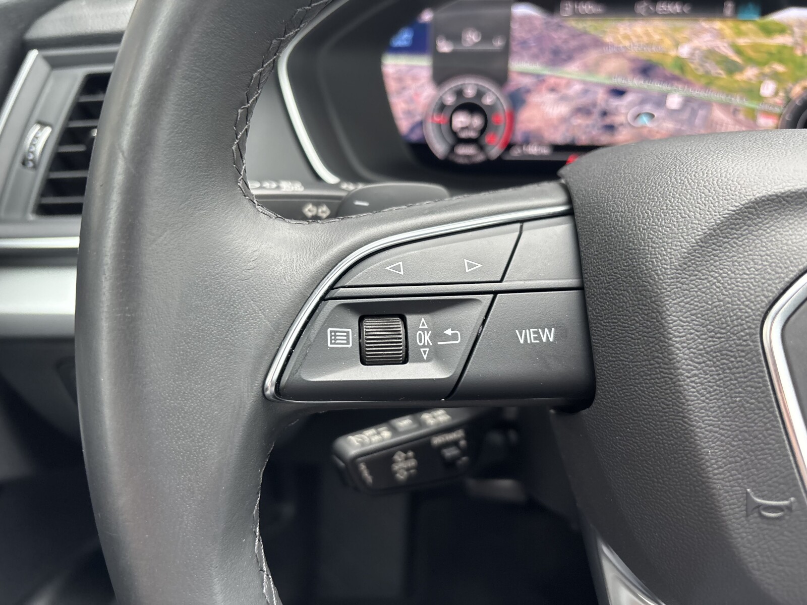 Audi Q5 - zdjęcie 11