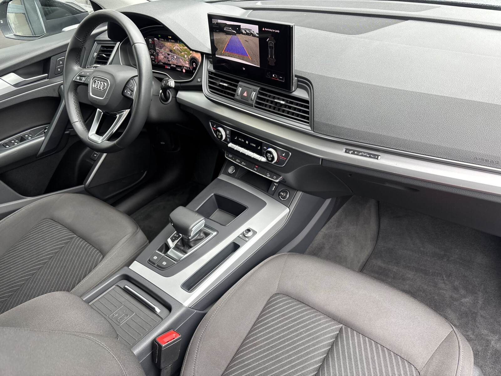 Audi Q5 - zdjęcie 25