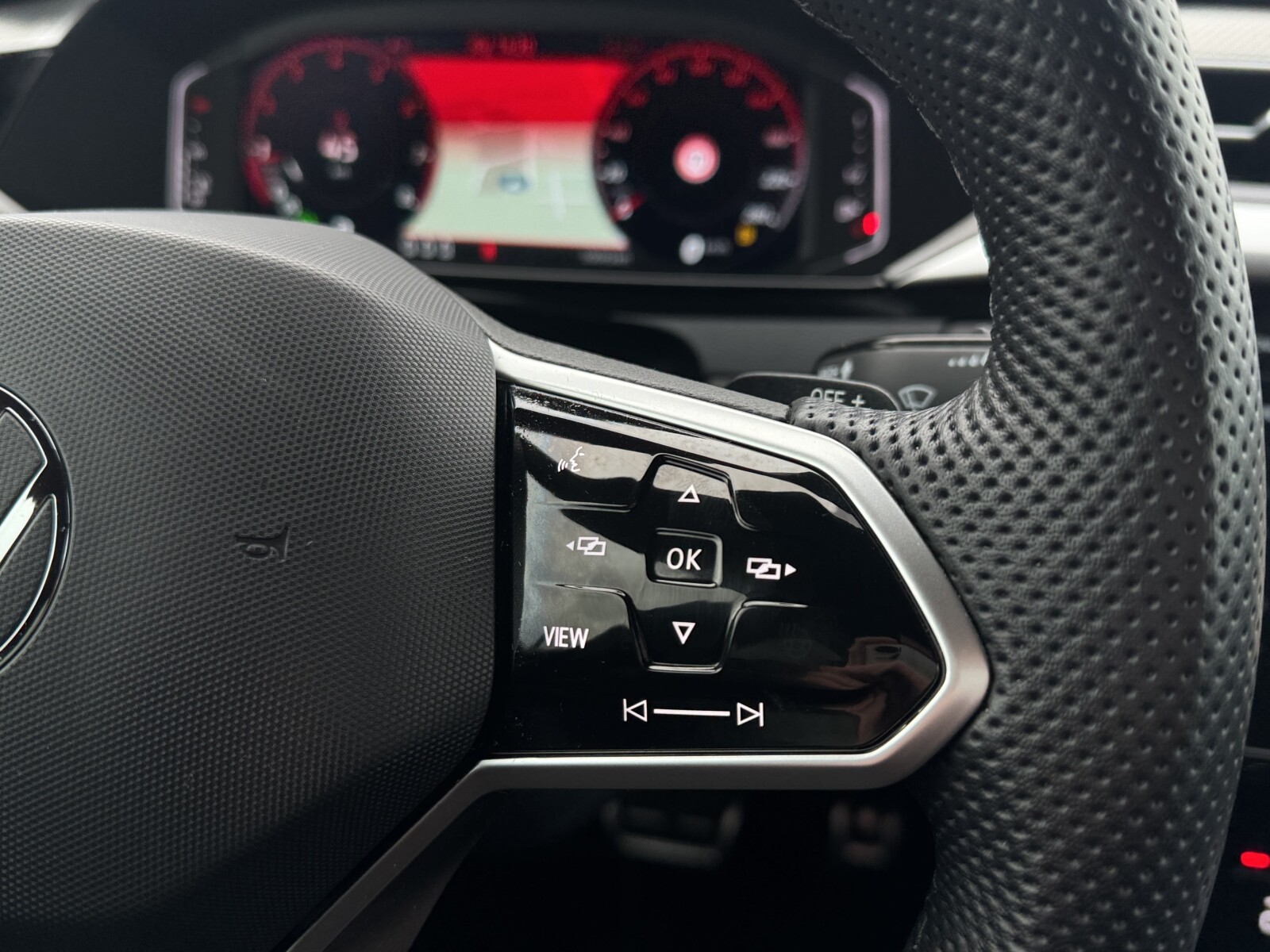 Volkswagen Arteon - zdjęcie 13
