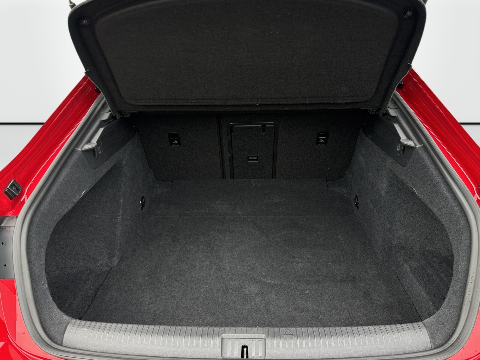Volkswagen Arteon - zdjęcie 28