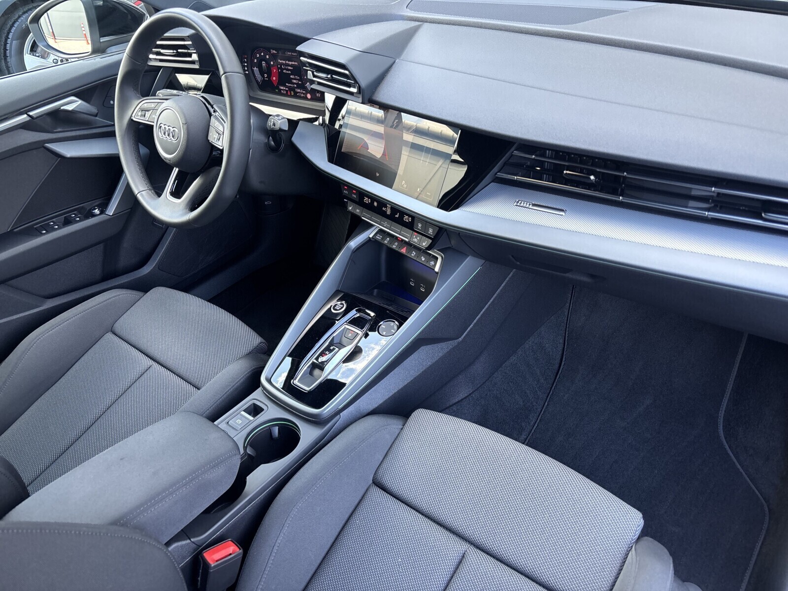 Audi A3 Sportback - zdjęcie 11