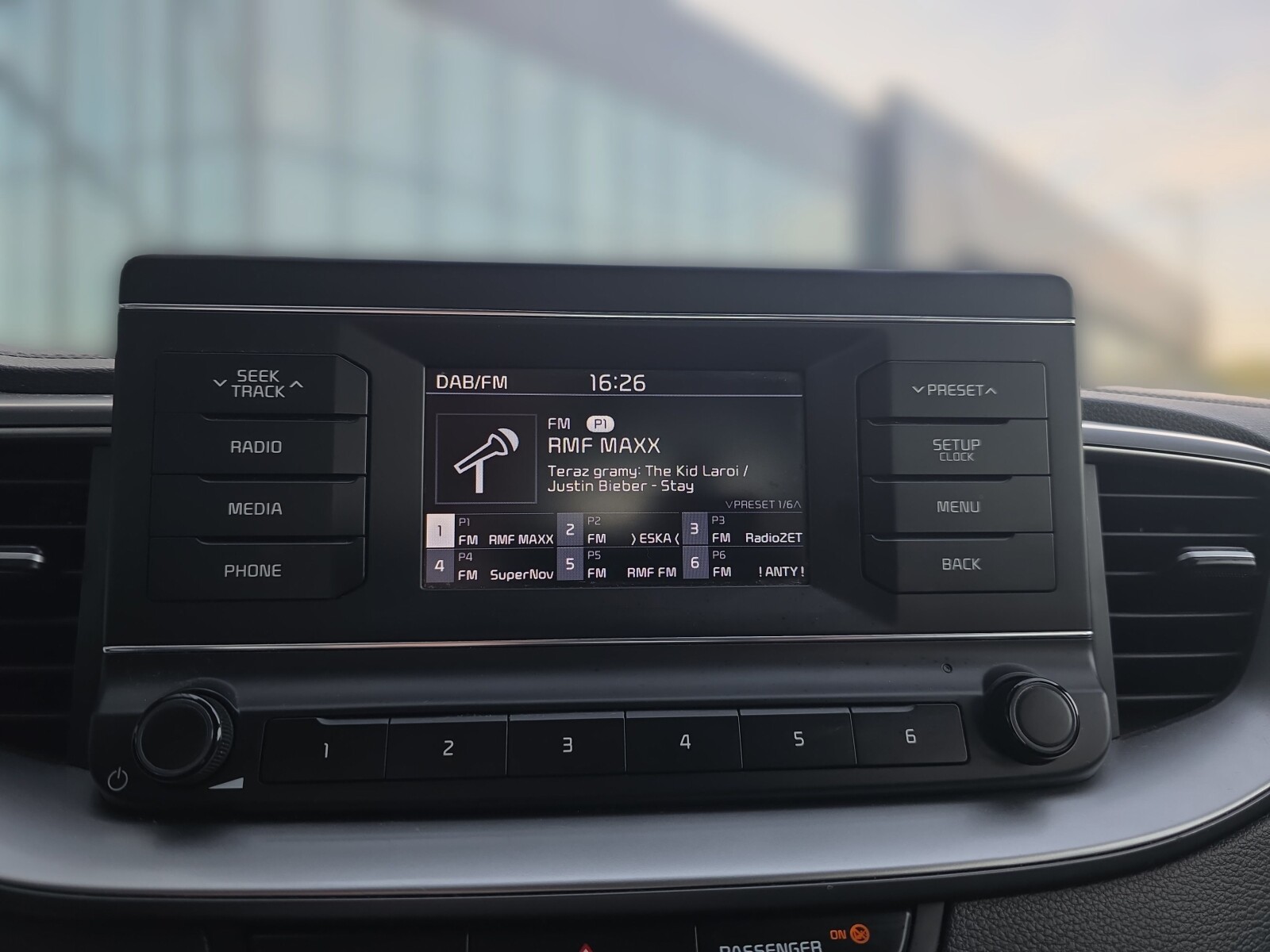 Kia Ceed - zdjęcie 20
