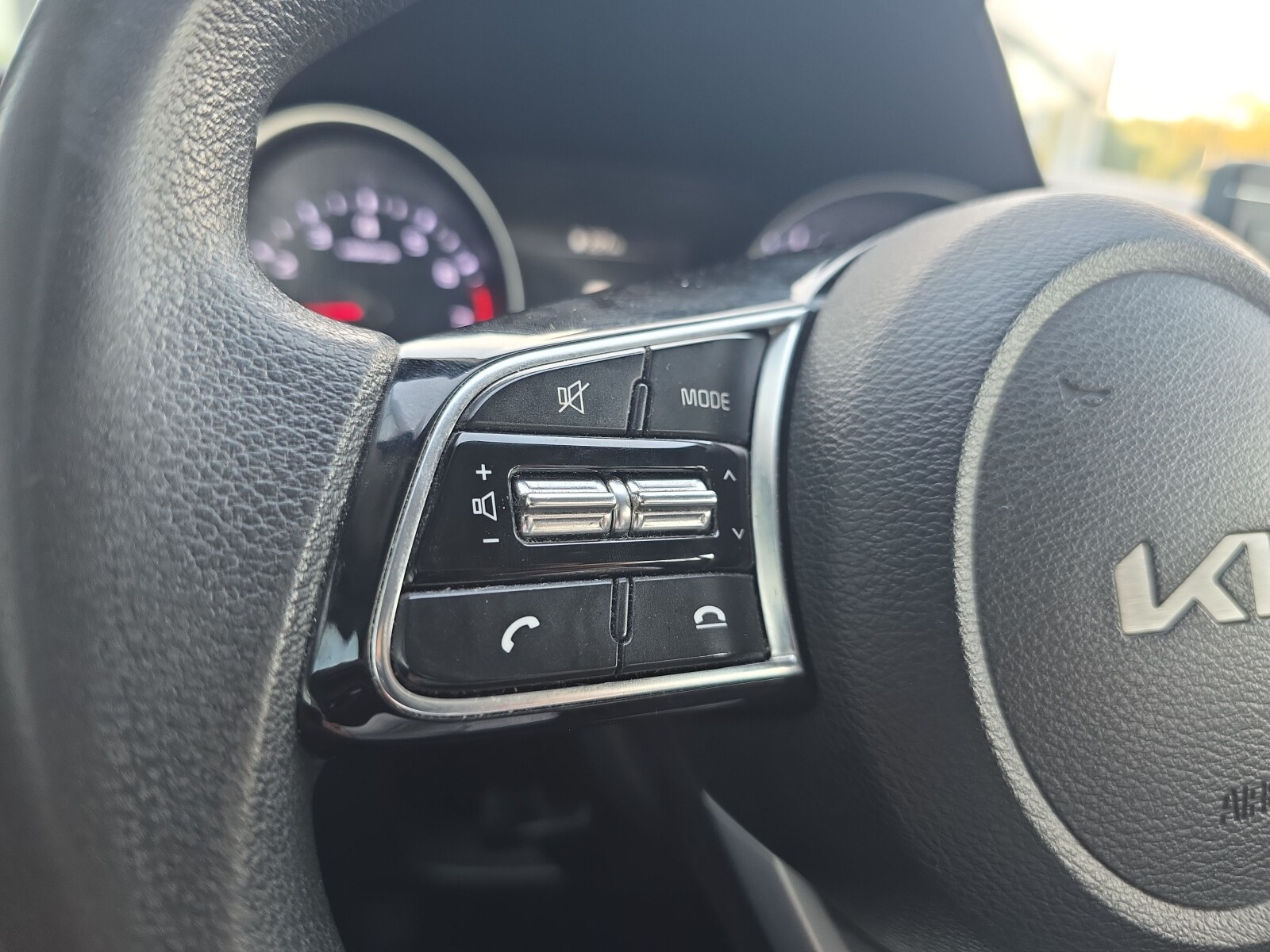 Kia Ceed - zdjęcie 13