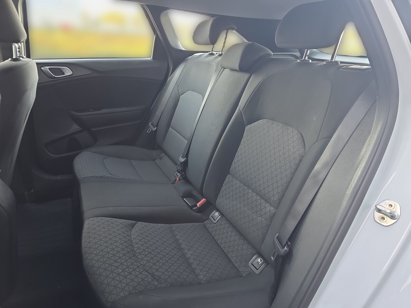 Kia Ceed - zdjęcie 26