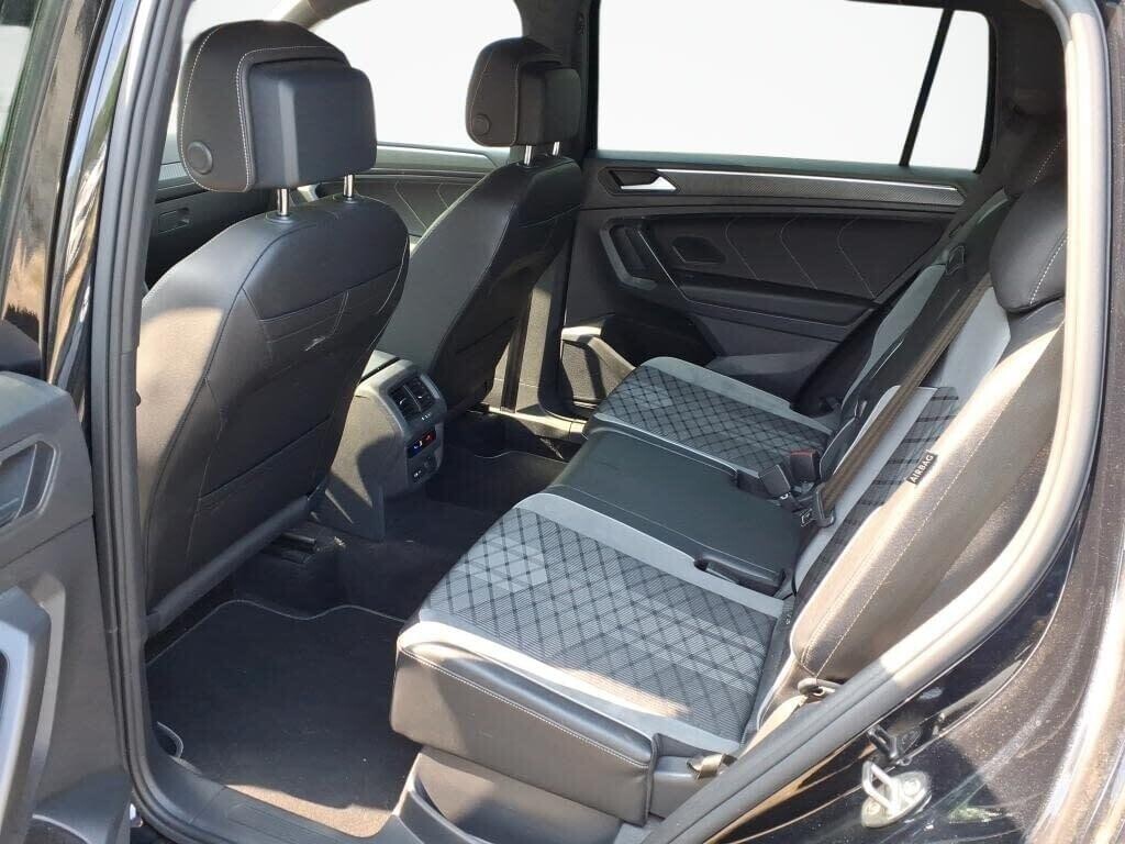 Volkswagen Tiguan Allspace - zdjęcie 4