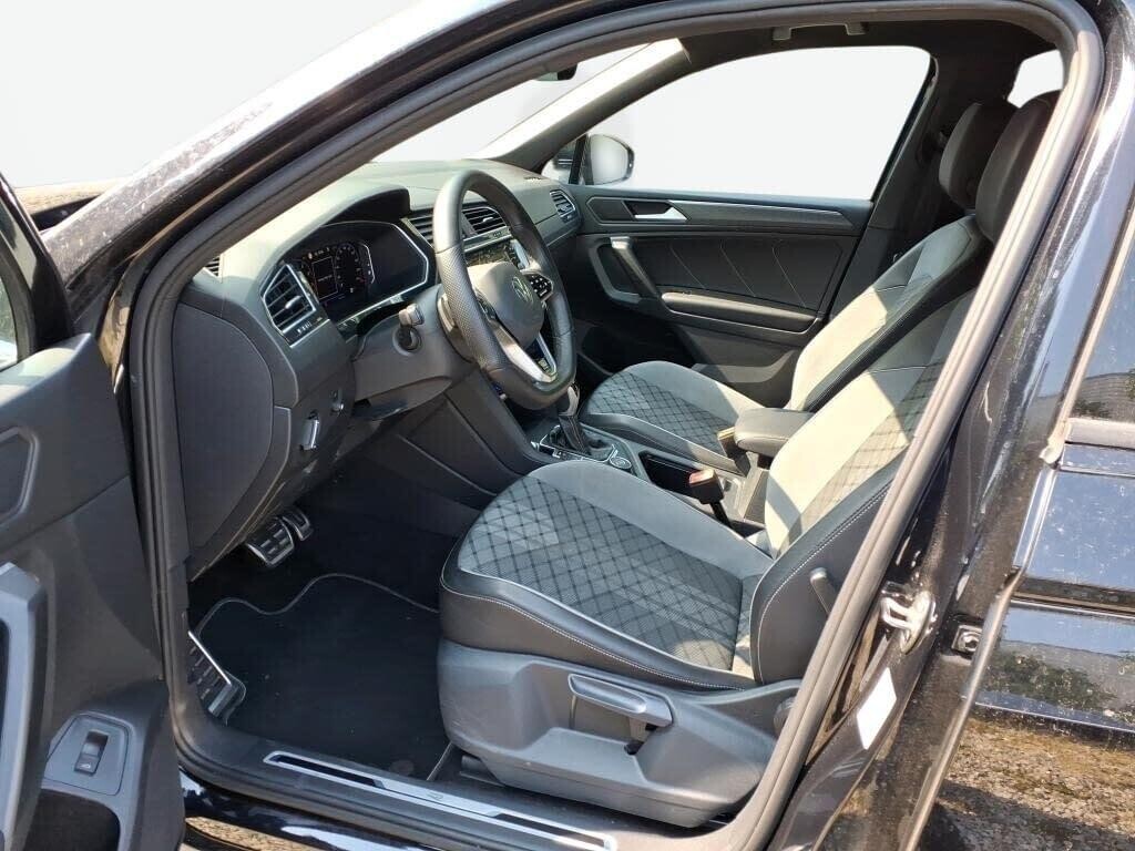 Volkswagen Tiguan Allspace - zdjęcie 3
