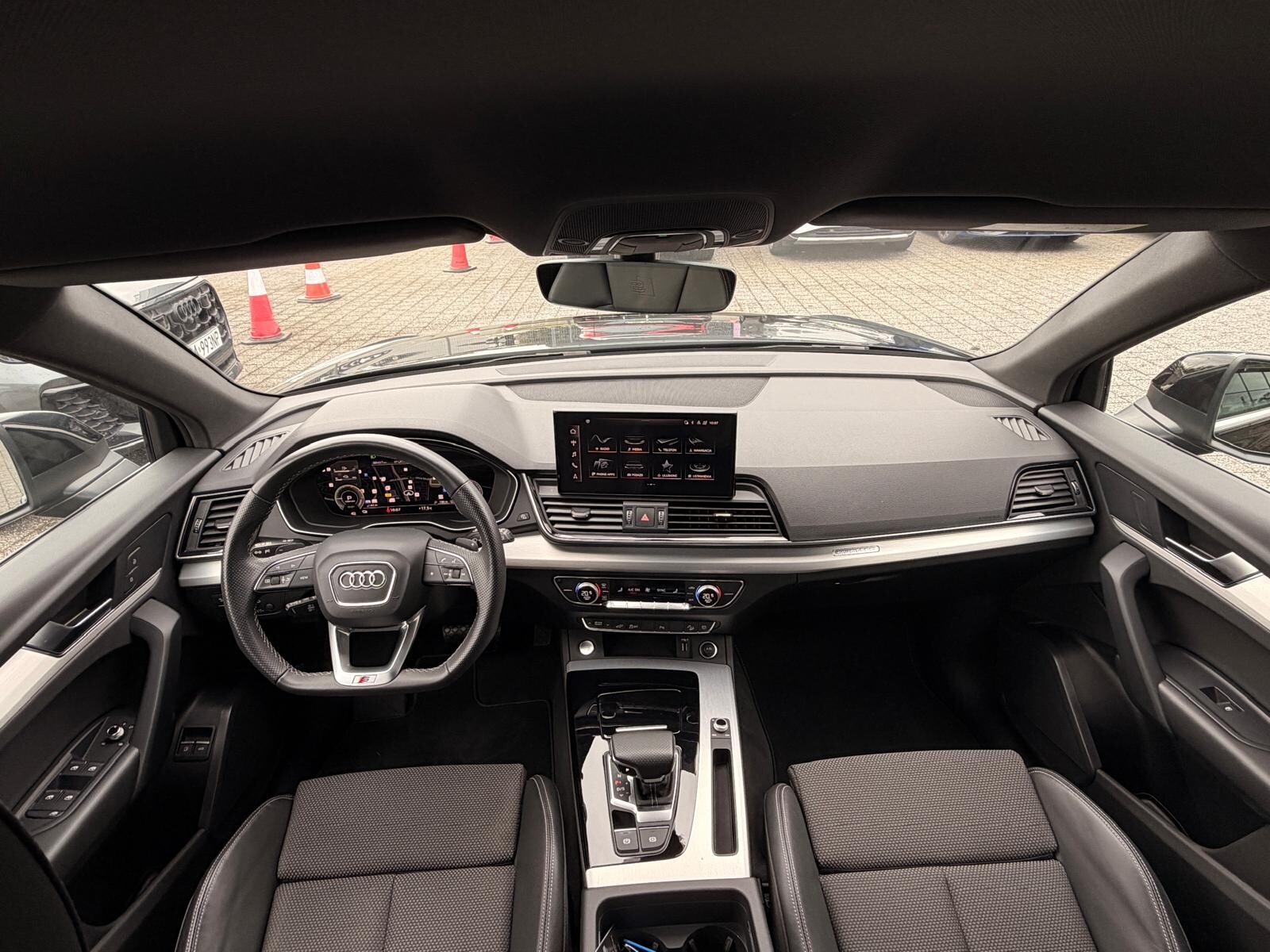 Audi Q5 Sportback TFSI e - zdjęcie 24