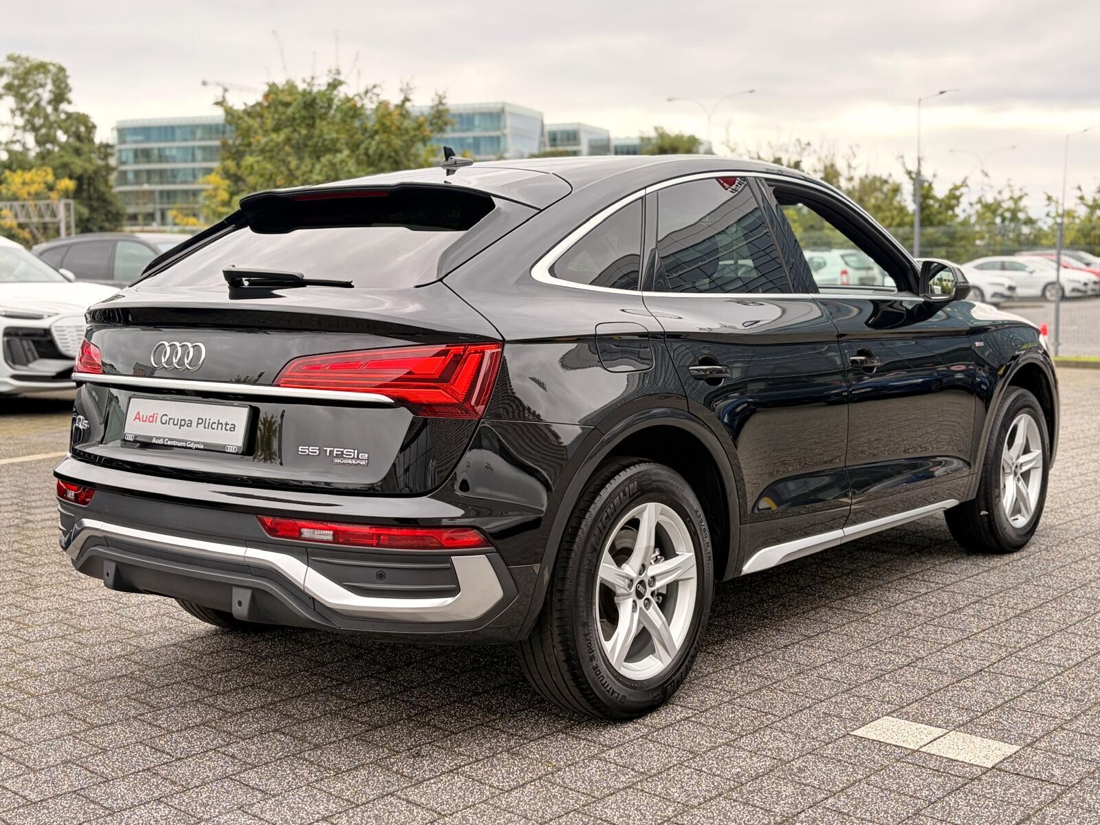 Audi Q5 Sportback TFSI e - zdjęcie 11