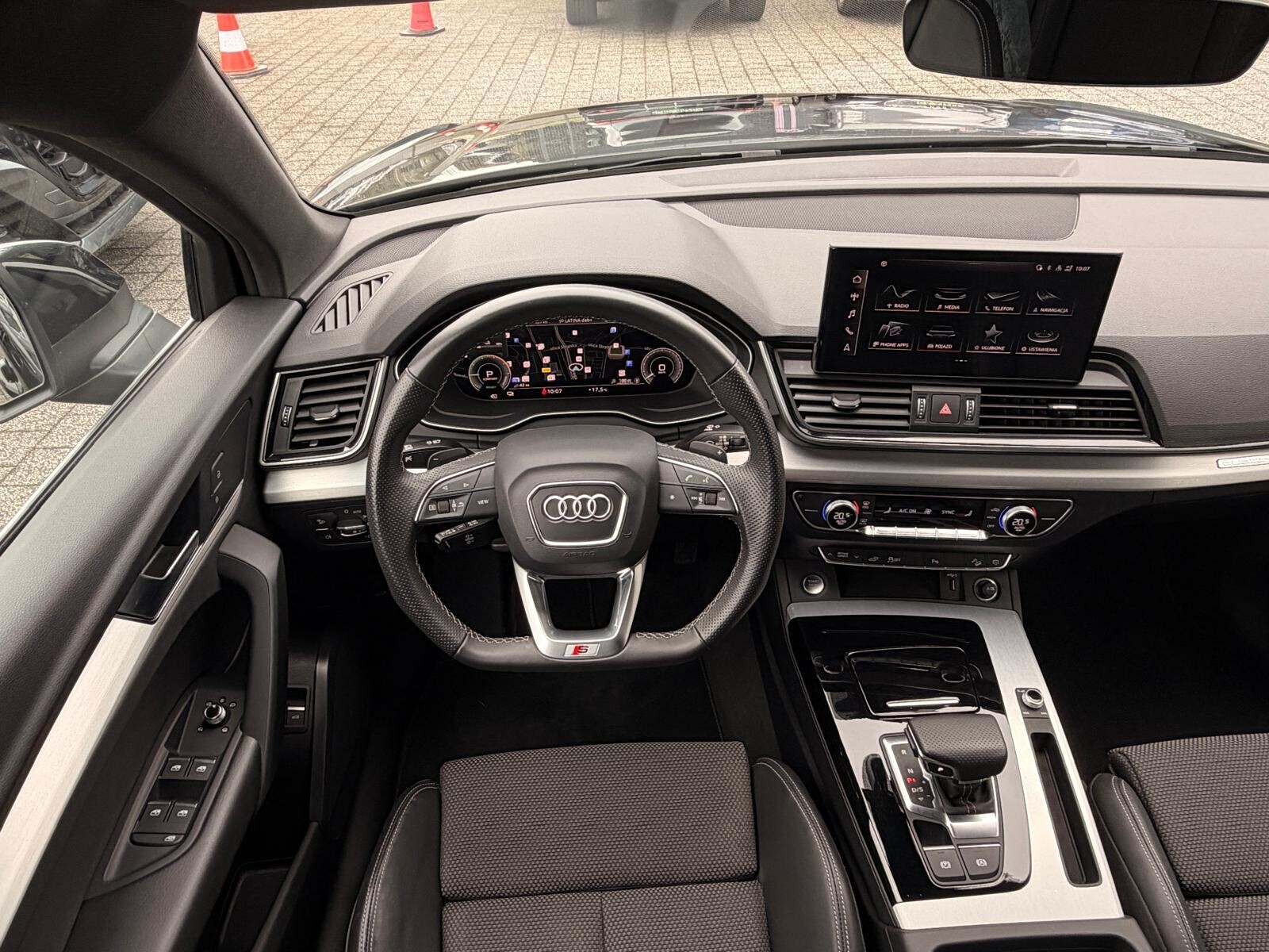 Audi Q5 Sportback TFSI e - zdjęcie 26