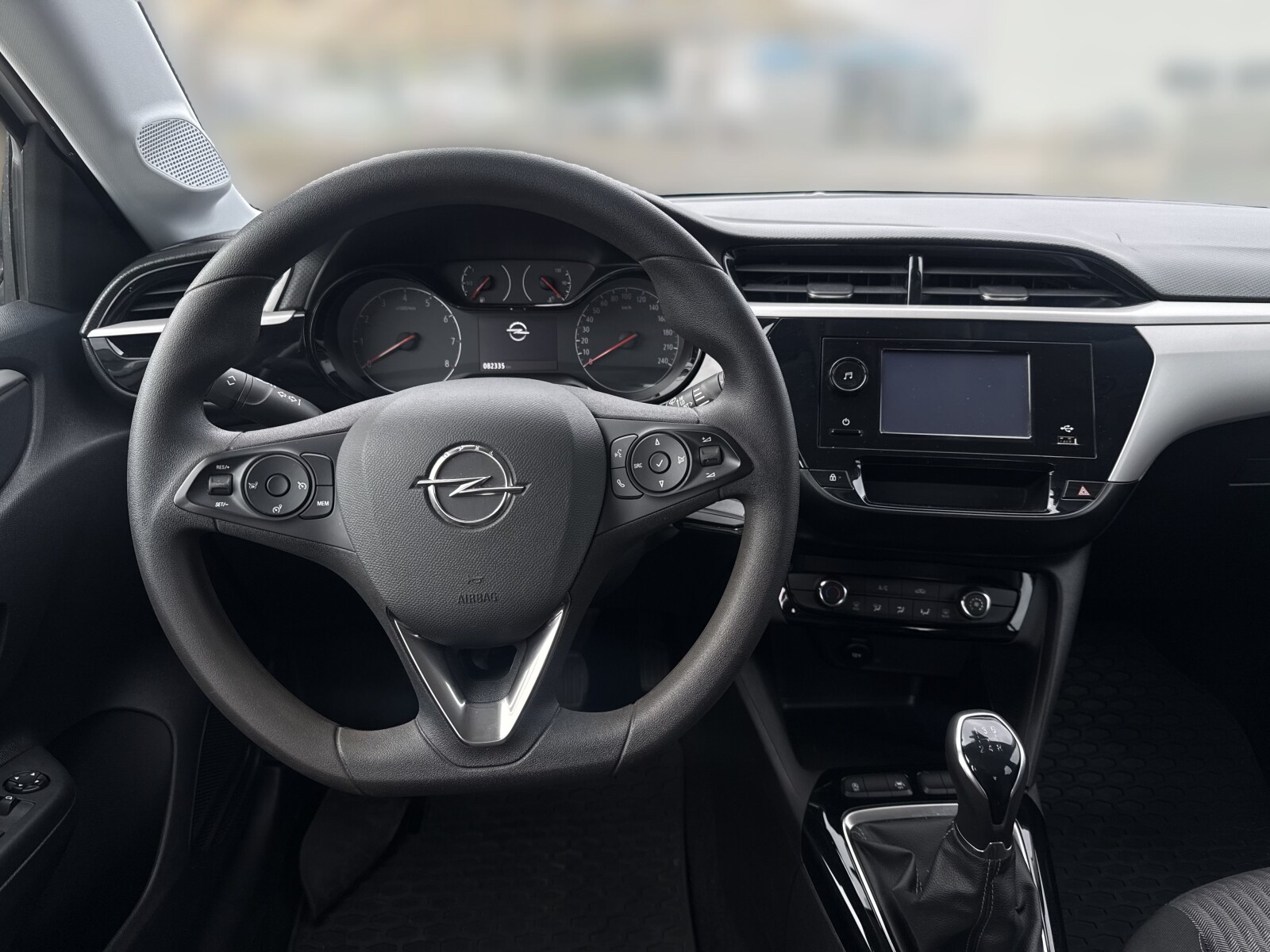 Opel Corsa - zdjęcie 13