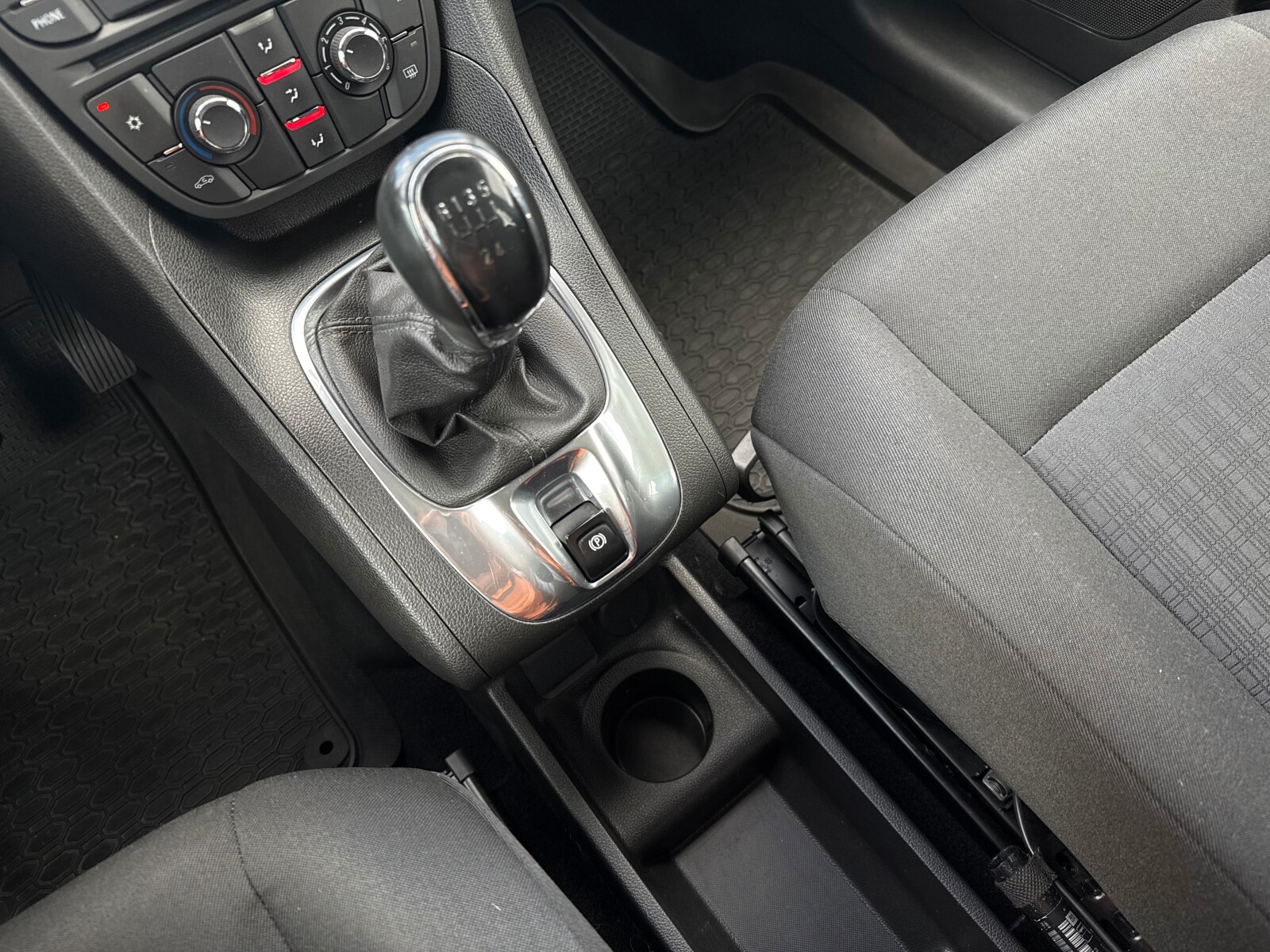 Opel Meriva - zdjęcie 19