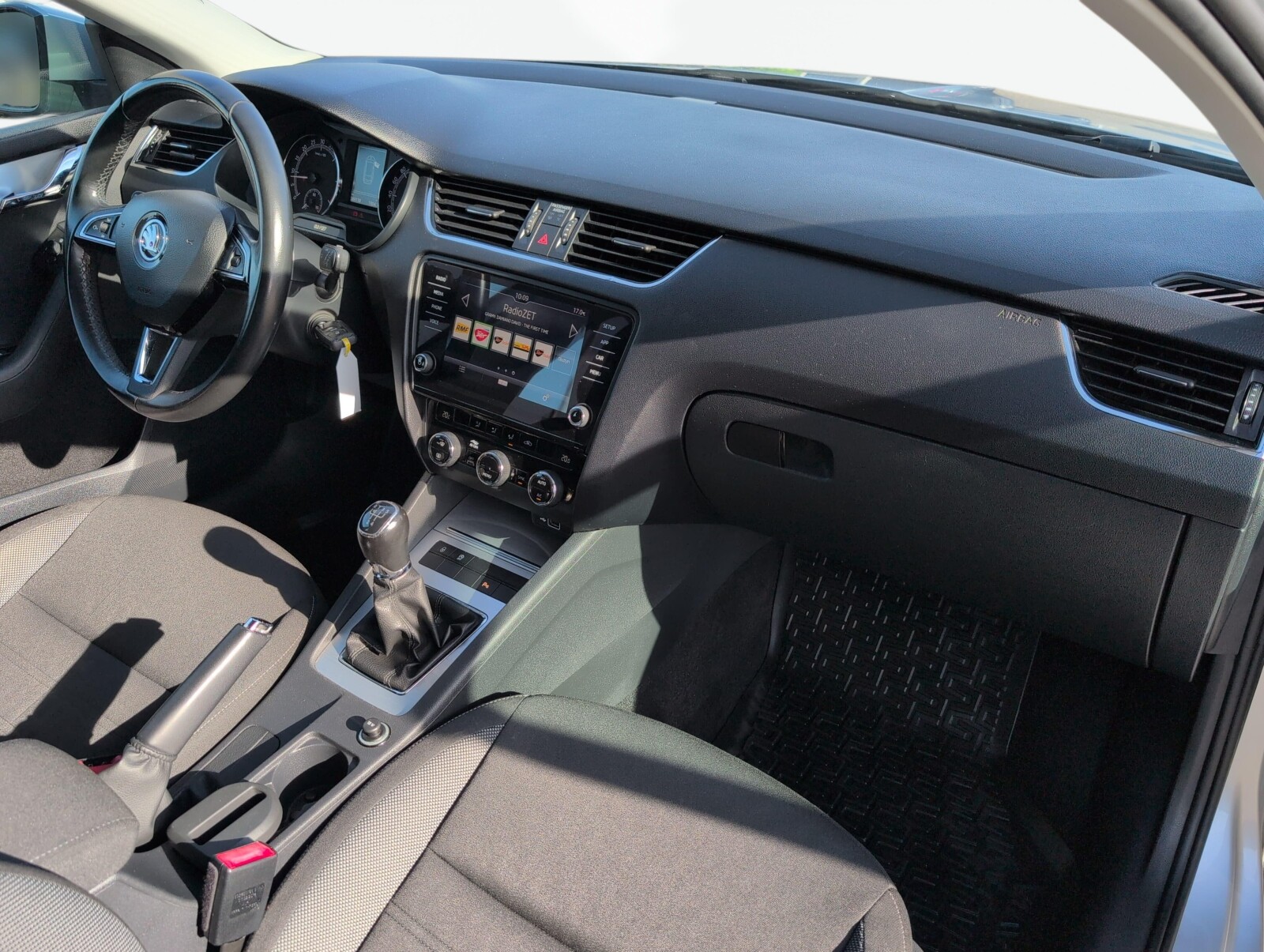 Škoda Octavia - zdjęcie 15