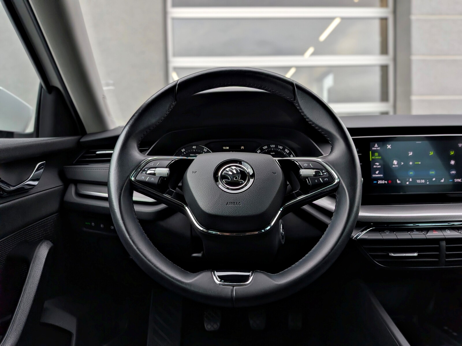 Škoda Octavia Combi - zdjęcie 18
