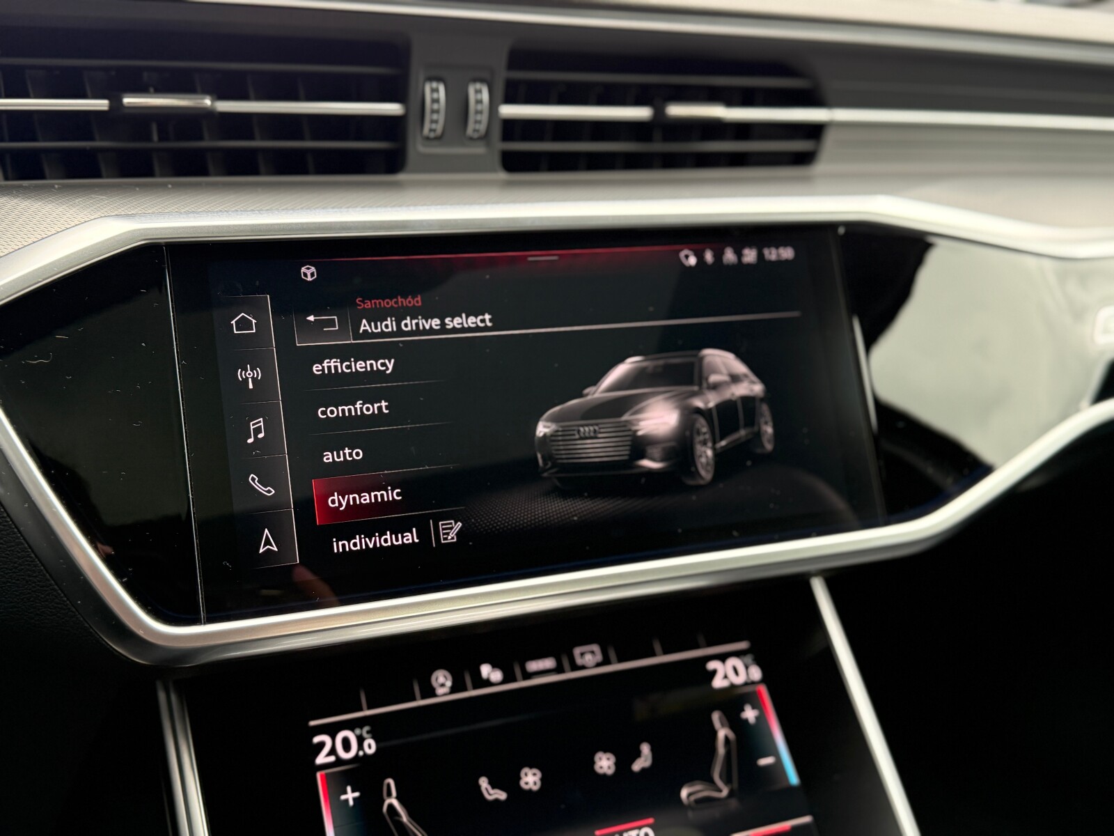 Audi A6 Avant - zdjęcie 33