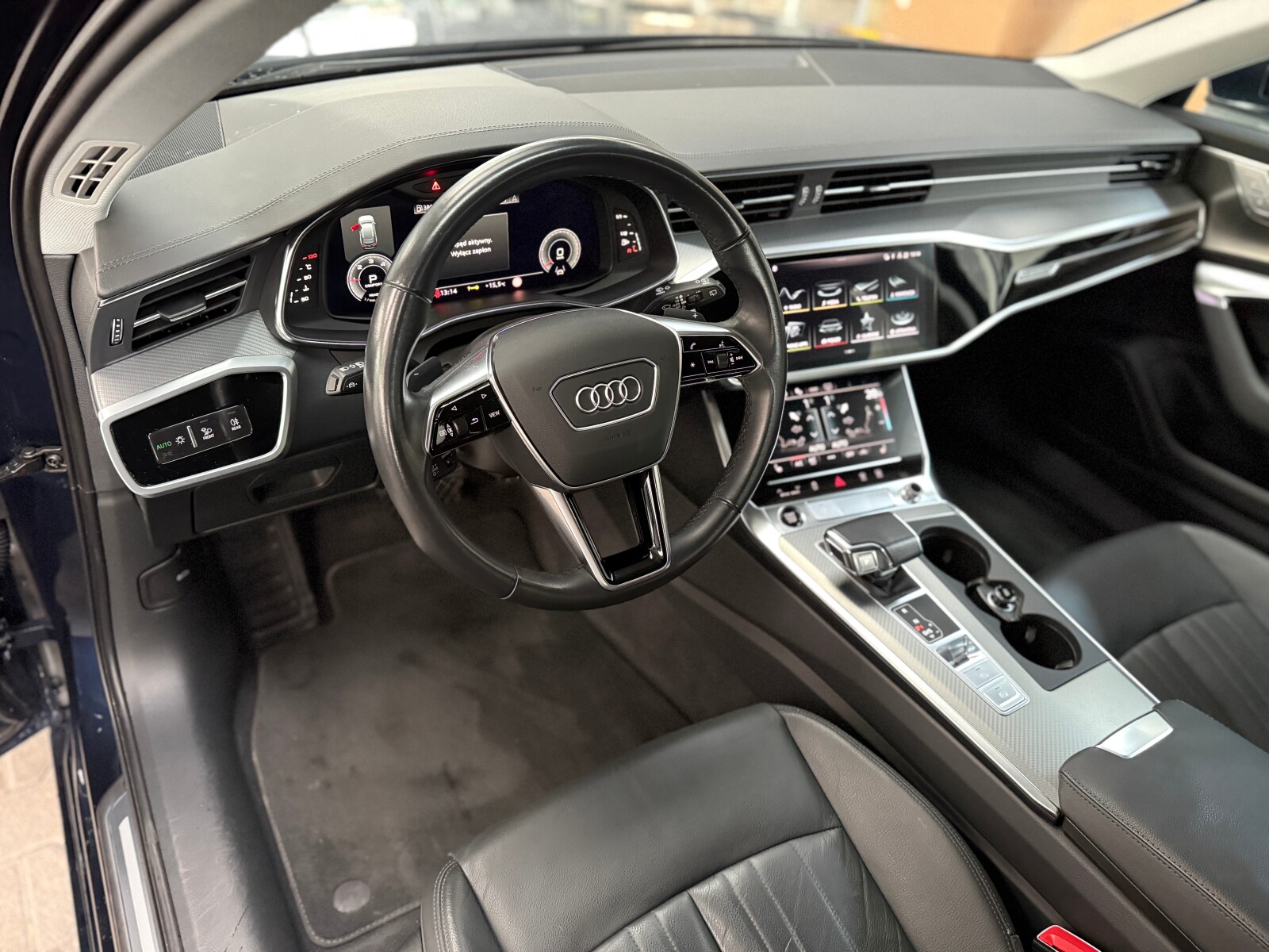 Audi A6 Avant - zdjęcie 19