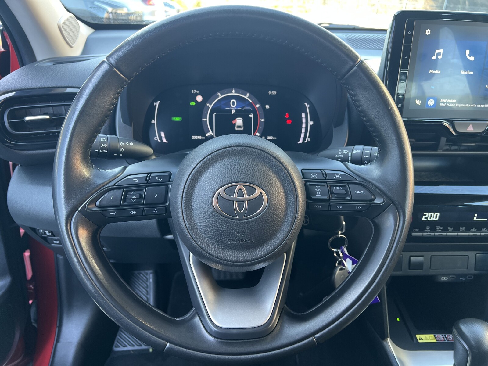 Toyota Yaris Cross - zdjęcie 19