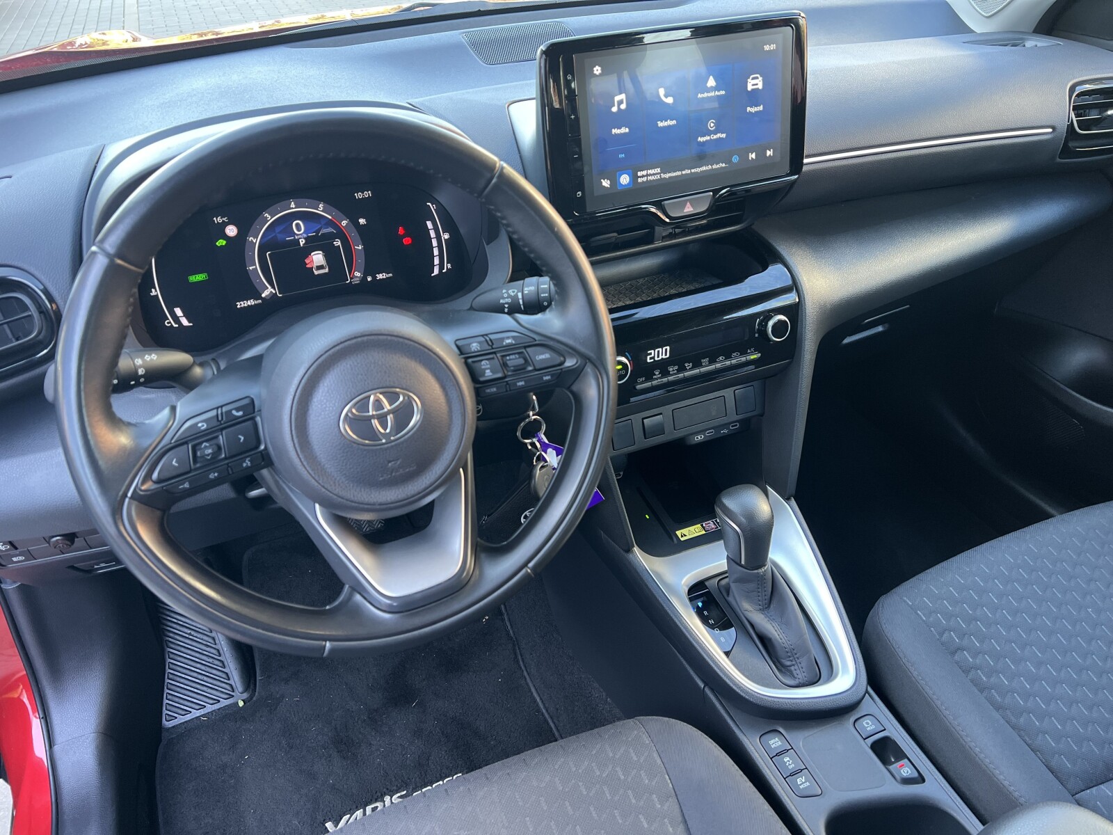 Toyota Yaris Cross - zdjęcie 11