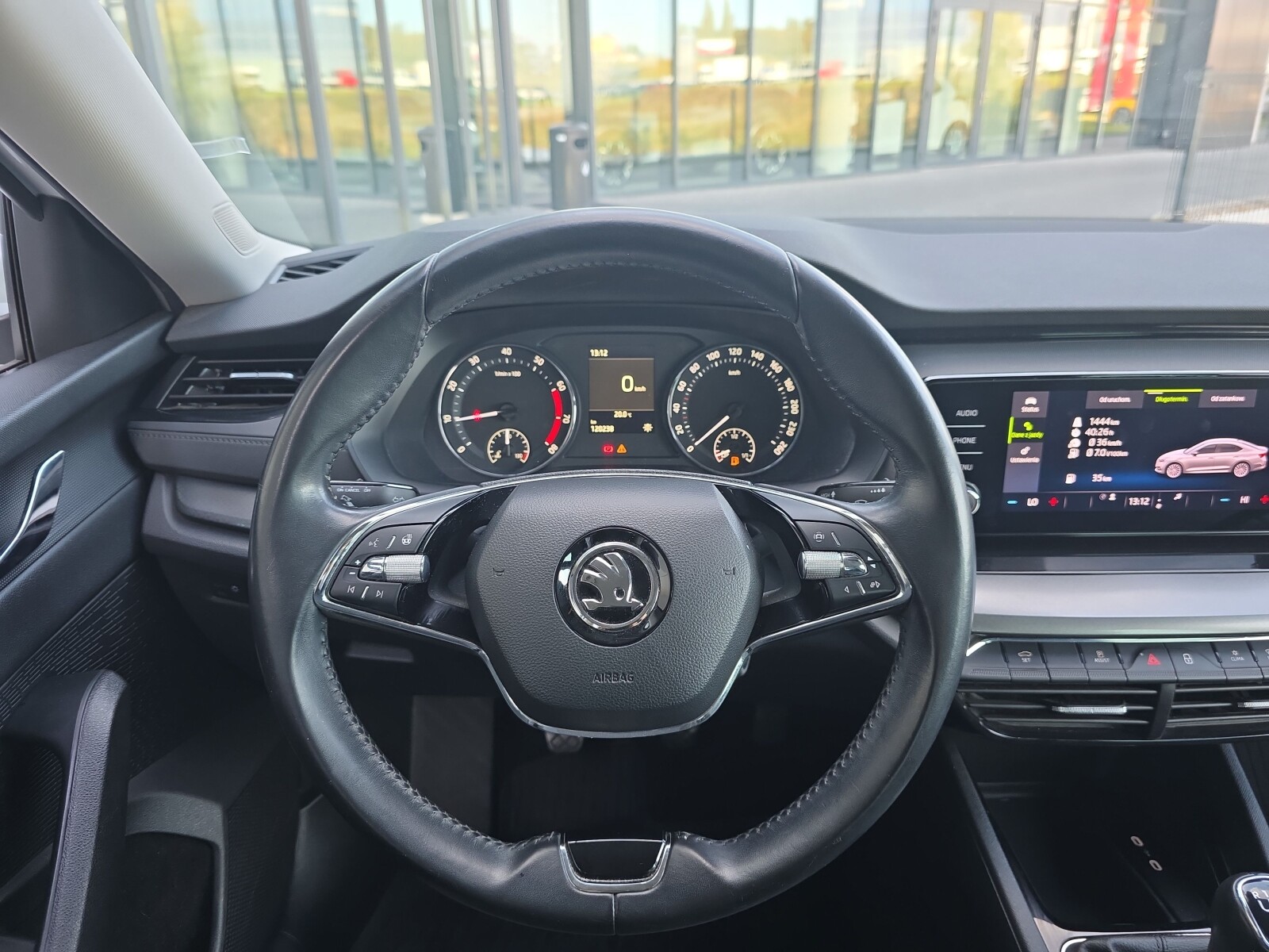 Škoda Octavia - zdjęcie 12