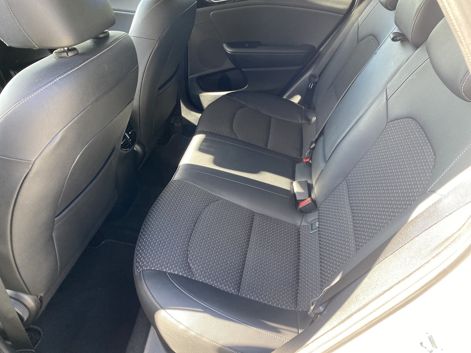 Kia XCeed - zdjęcie 10