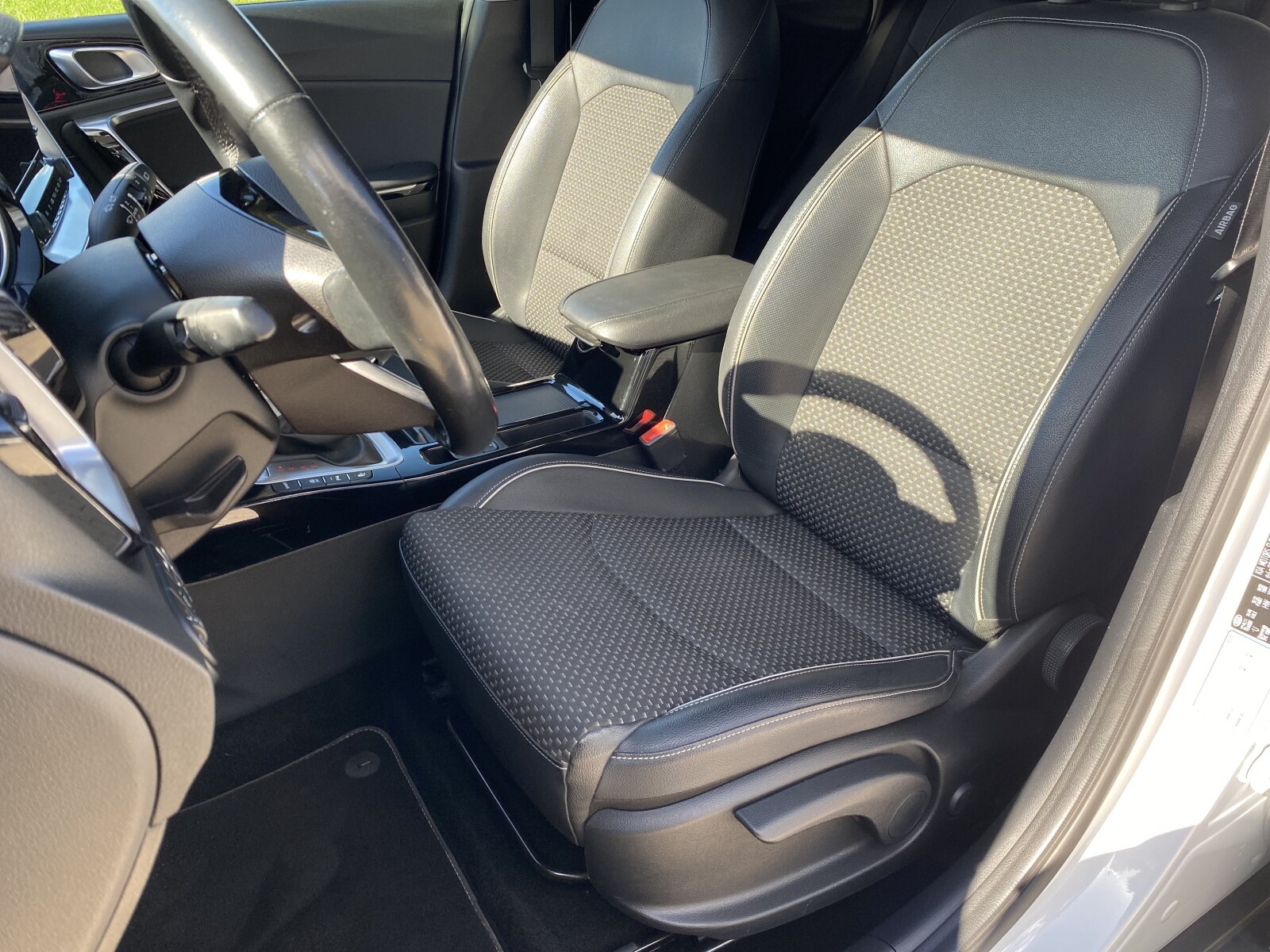 Kia XCeed - zdjęcie 9