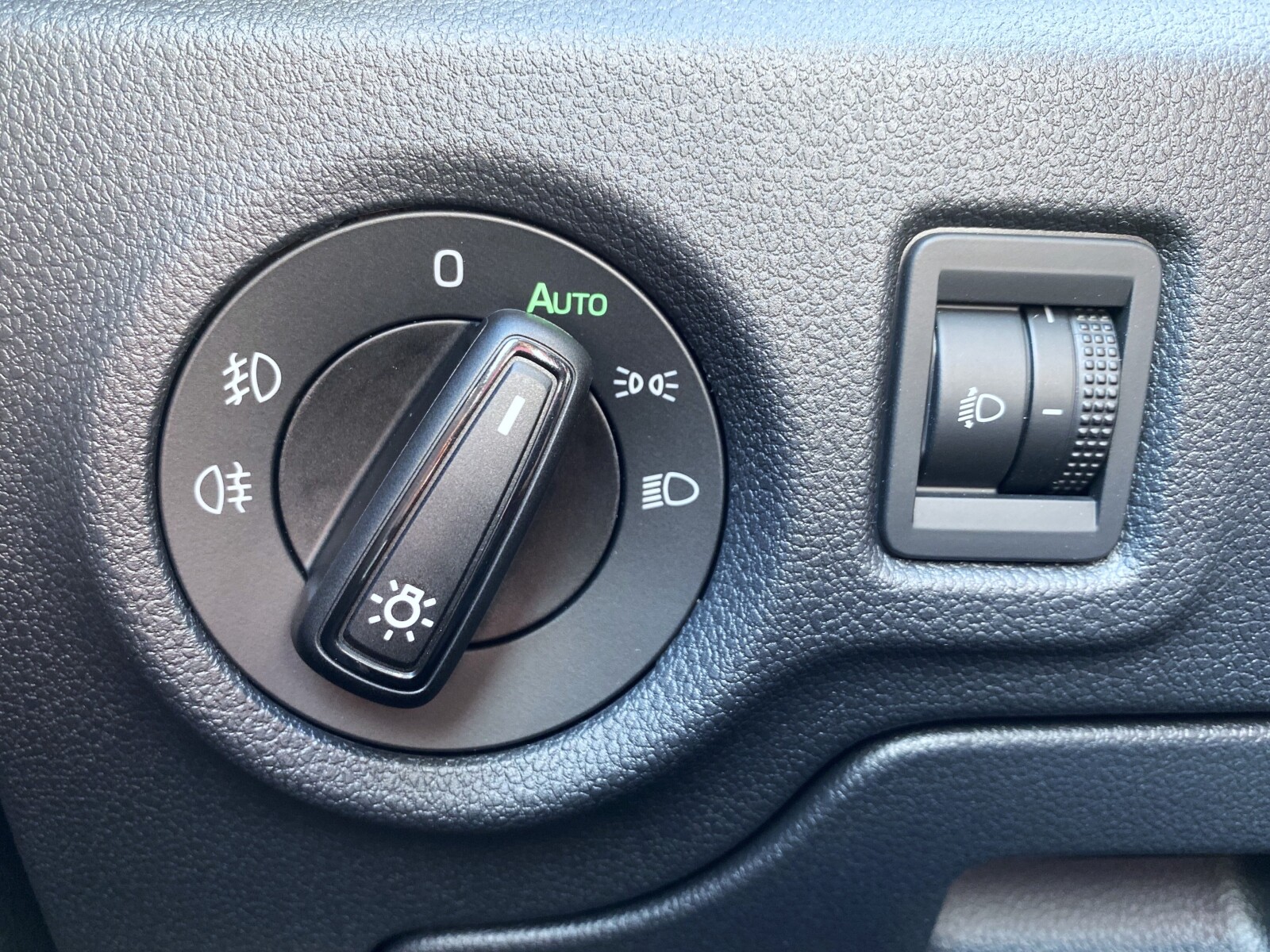 Škoda Fabia - zdjęcie 25