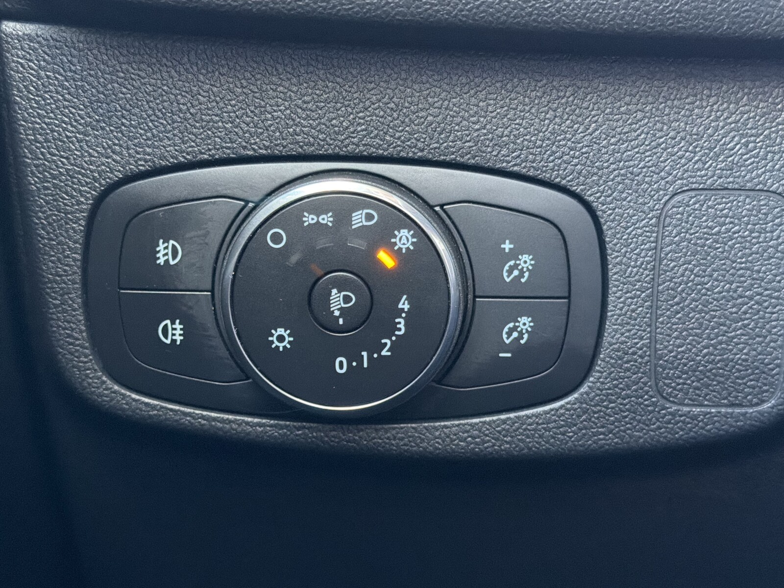 Ford Focus - zdjęcie 21