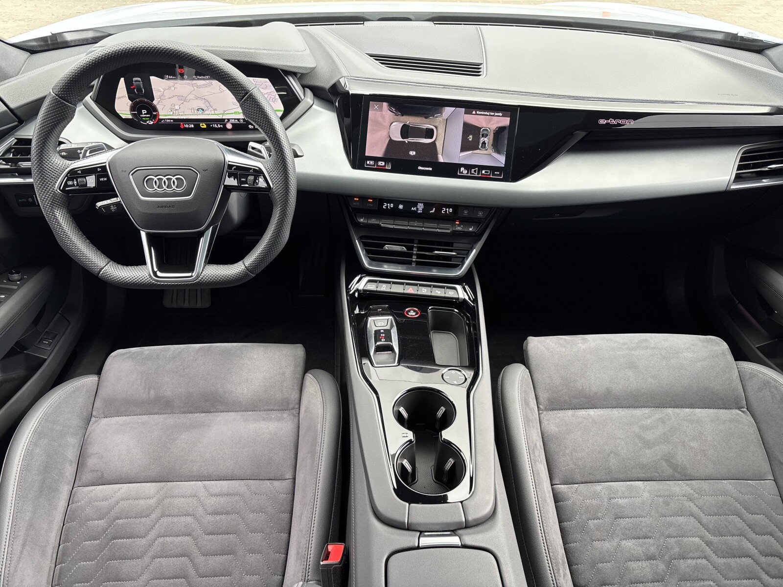 Audi e-tron GT - zdjęcie 9