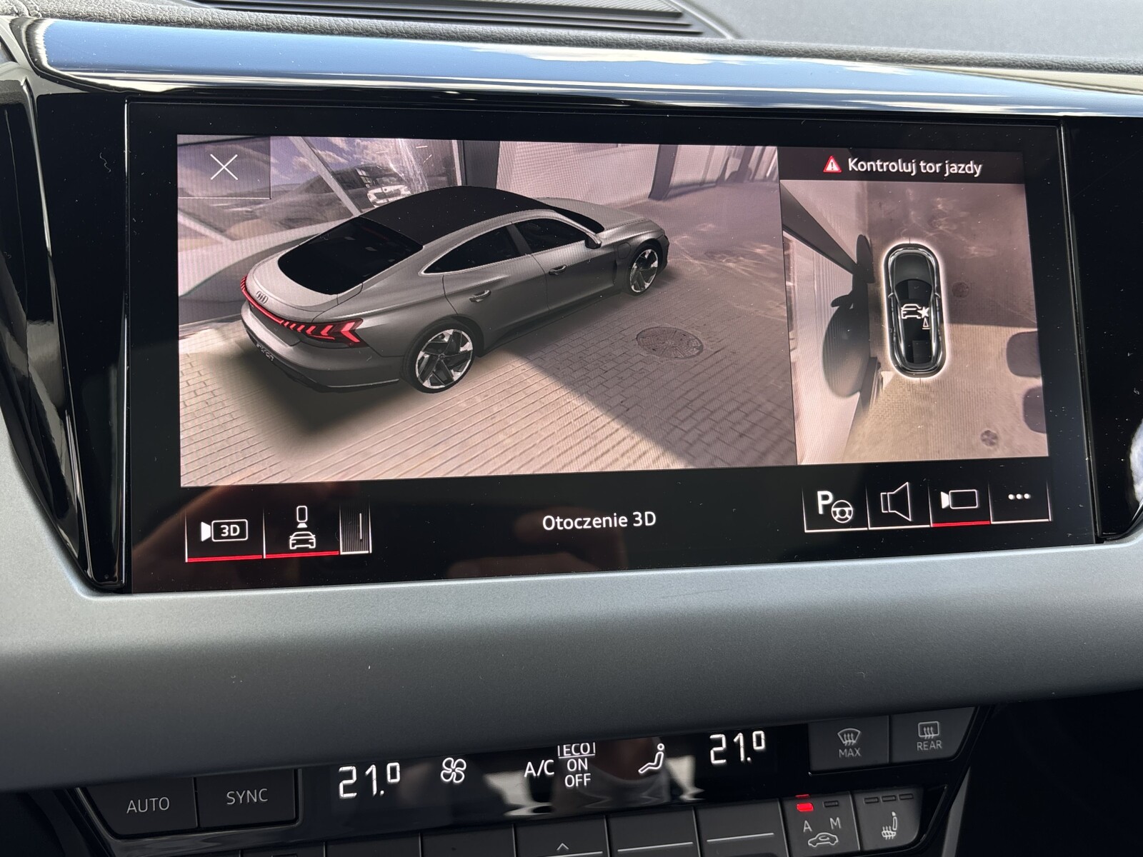 Audi e-tron GT - zdjęcie 18