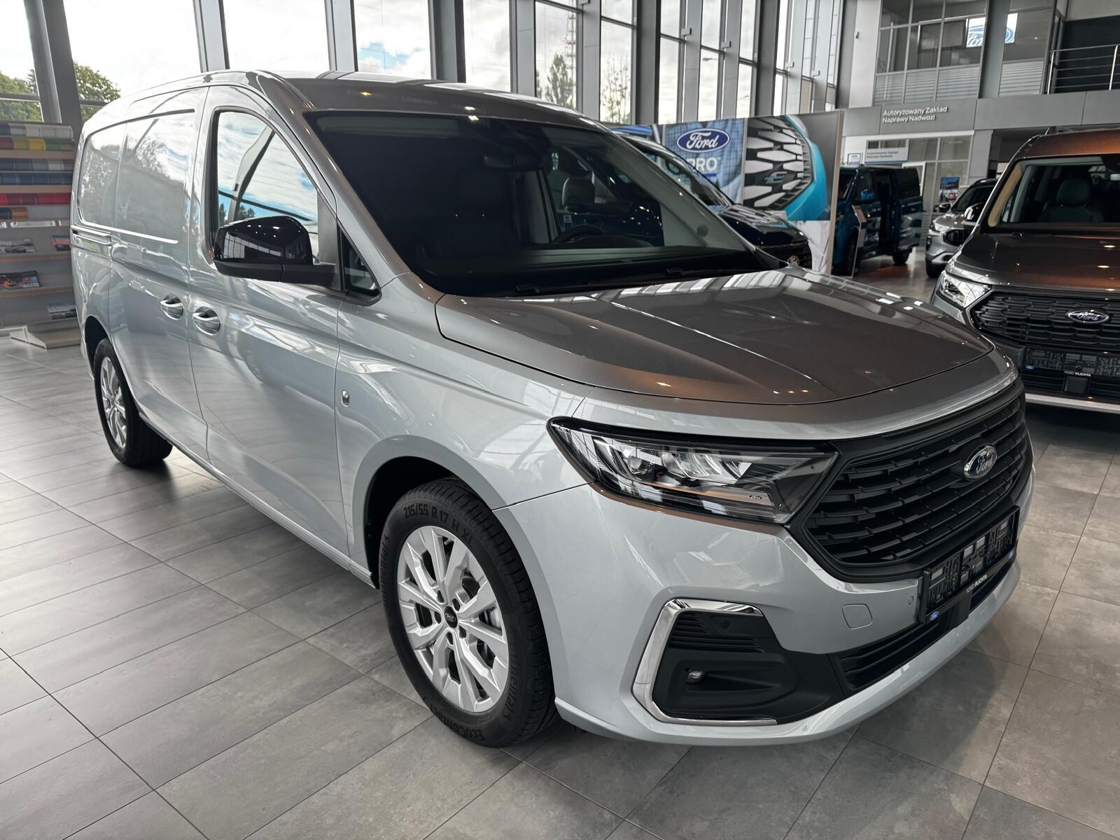 Van Limited 1.5 PHEV 150KM POWERSHIFT A6 FWD Van Limited 1.5 PHEV 150KM POWERSHIFT A6 FWD