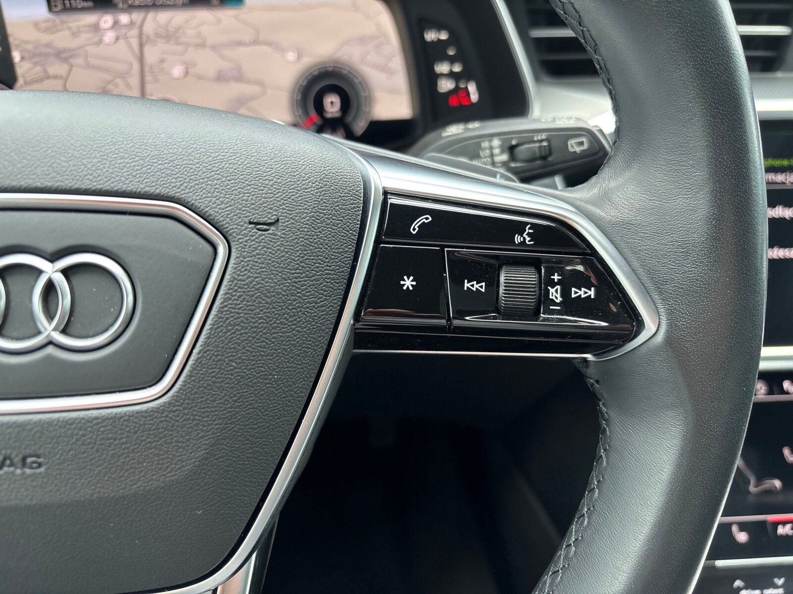 Audi A6 Avant - zdjęcie 15