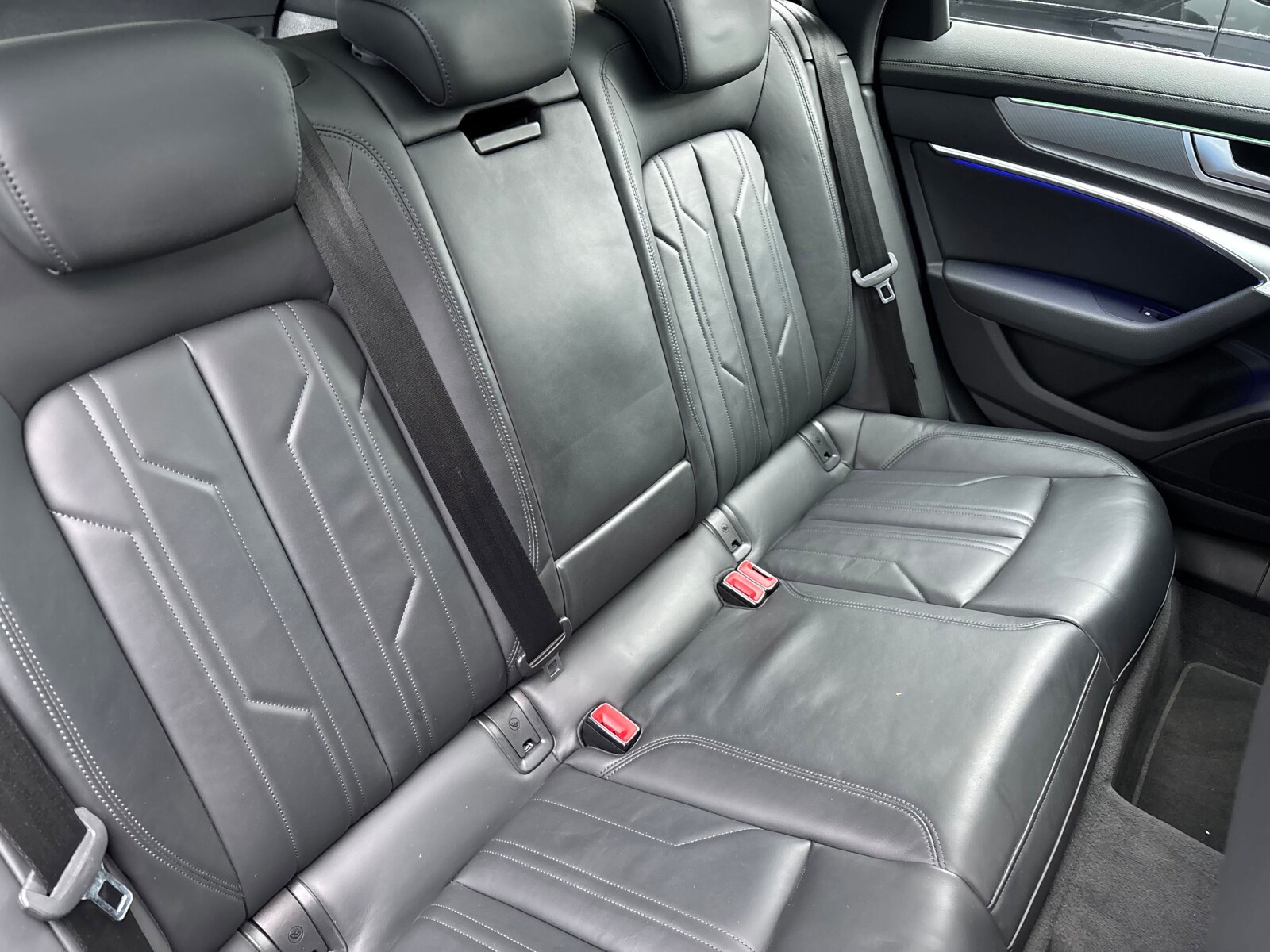 Audi A6 Avant - zdjęcie 34