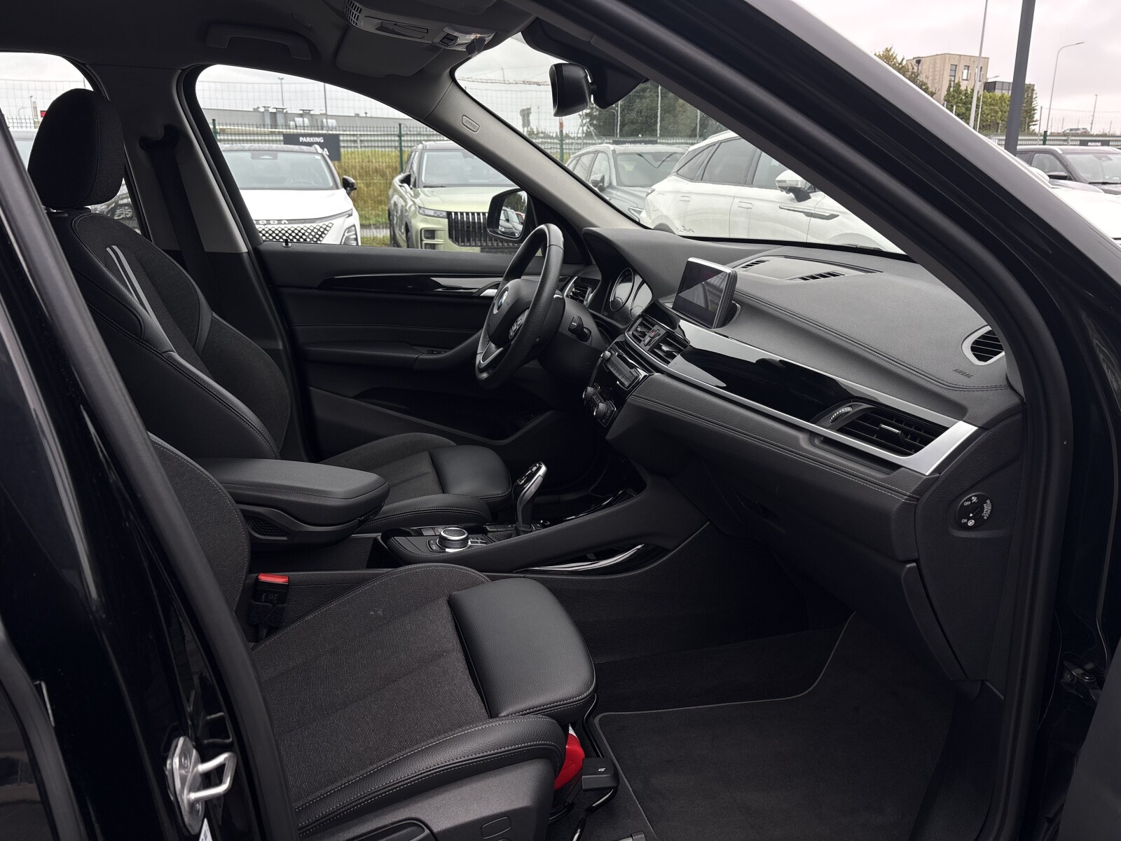 BMW X1 - zdjęcie 25