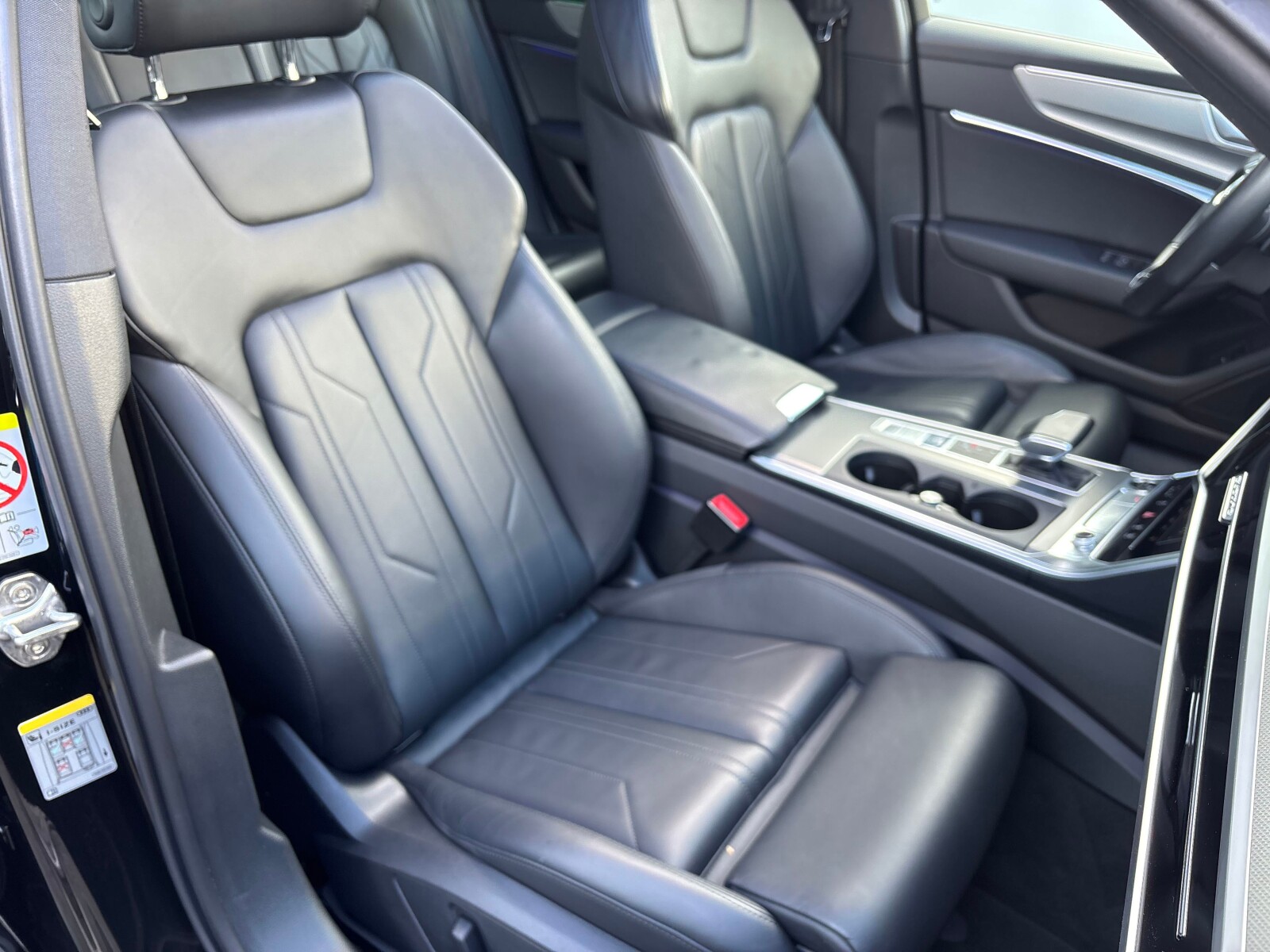 Audi A6 Avant - zdjęcie 34