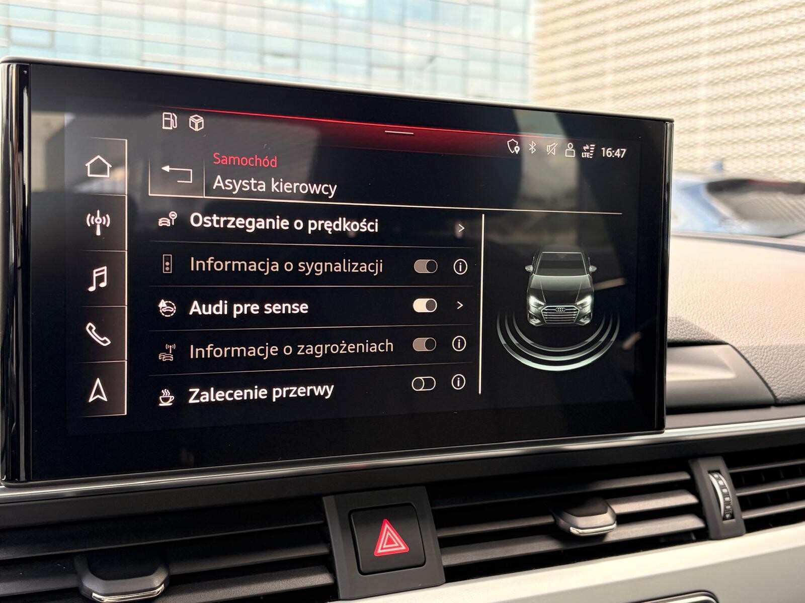Audi A4 Limousine - zdjęcie 34