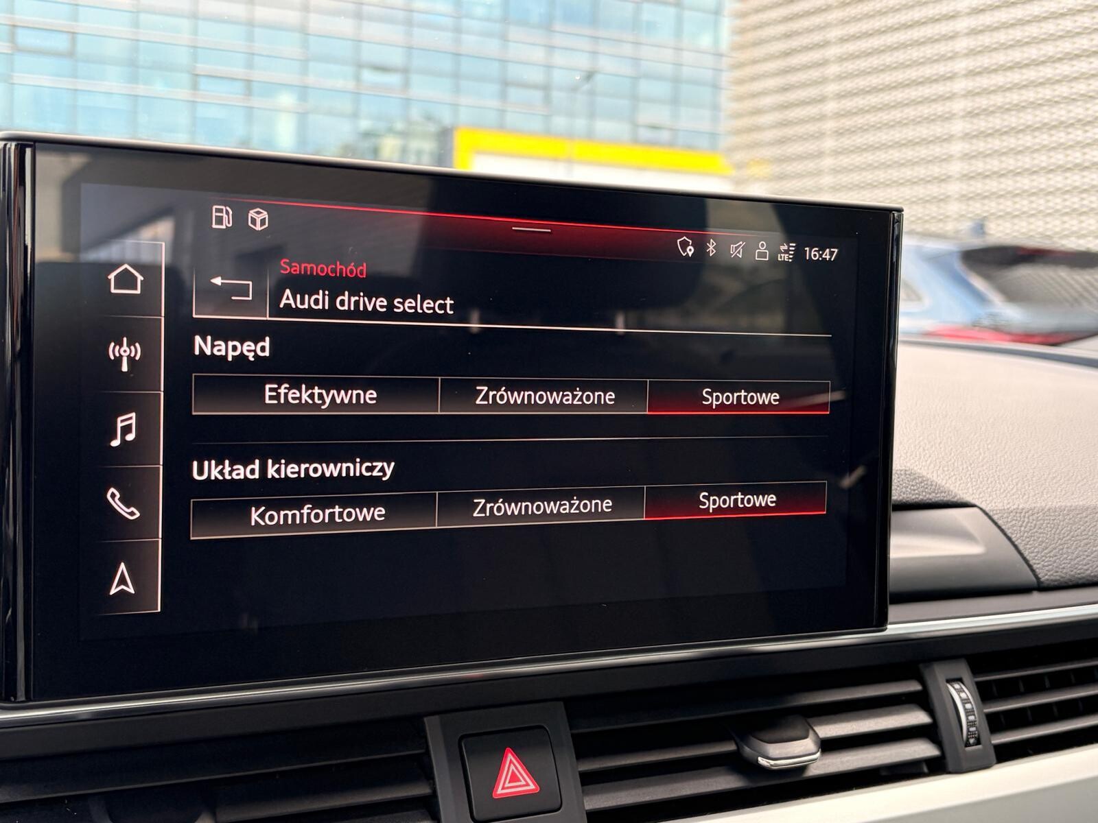 Audi A4 Limousine - zdjęcie 31