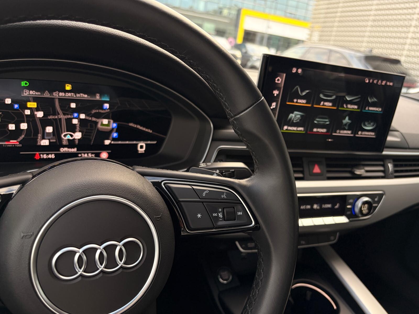 Audi A4 Limousine - zdjęcie 27