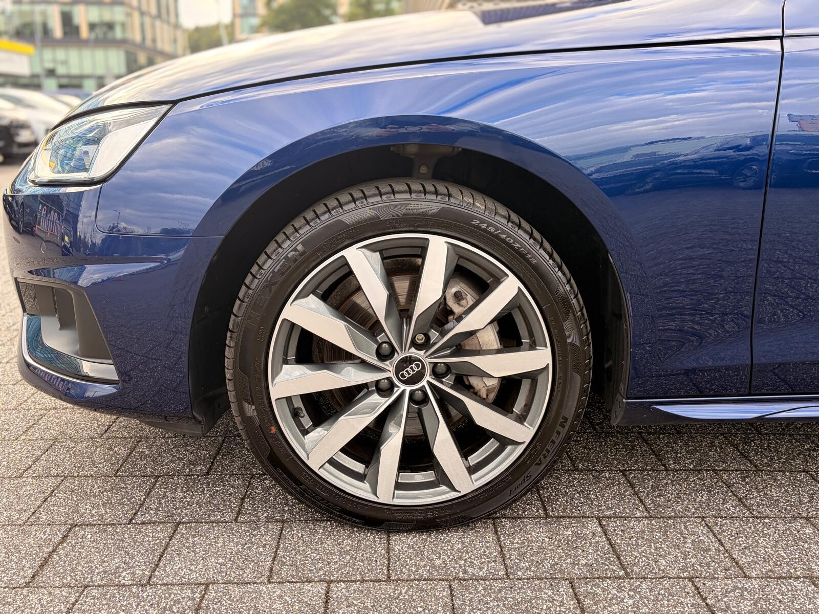 Audi A4 Limousine - zdjęcie 10