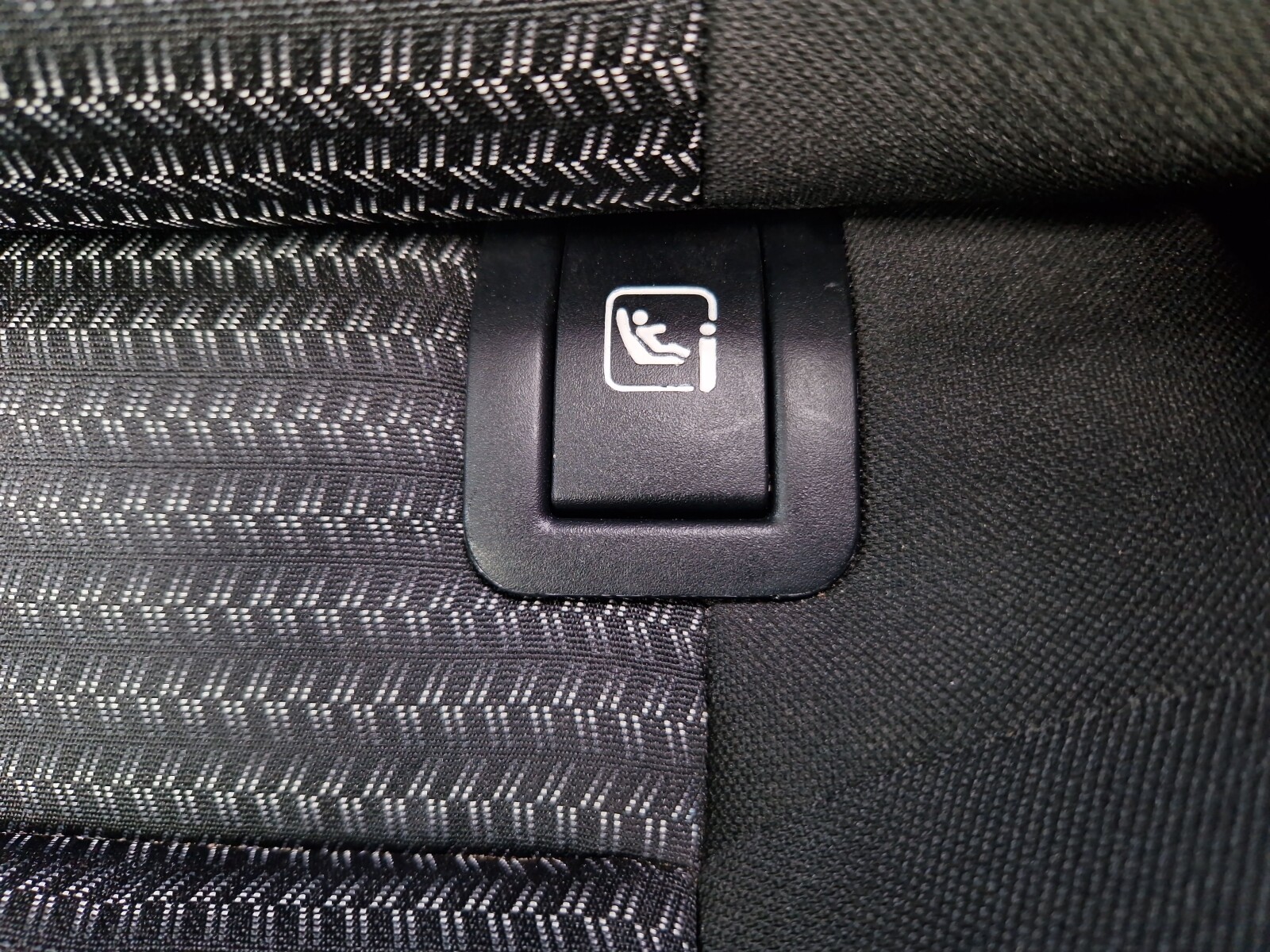 Kia Ceed - zdjęcie 16